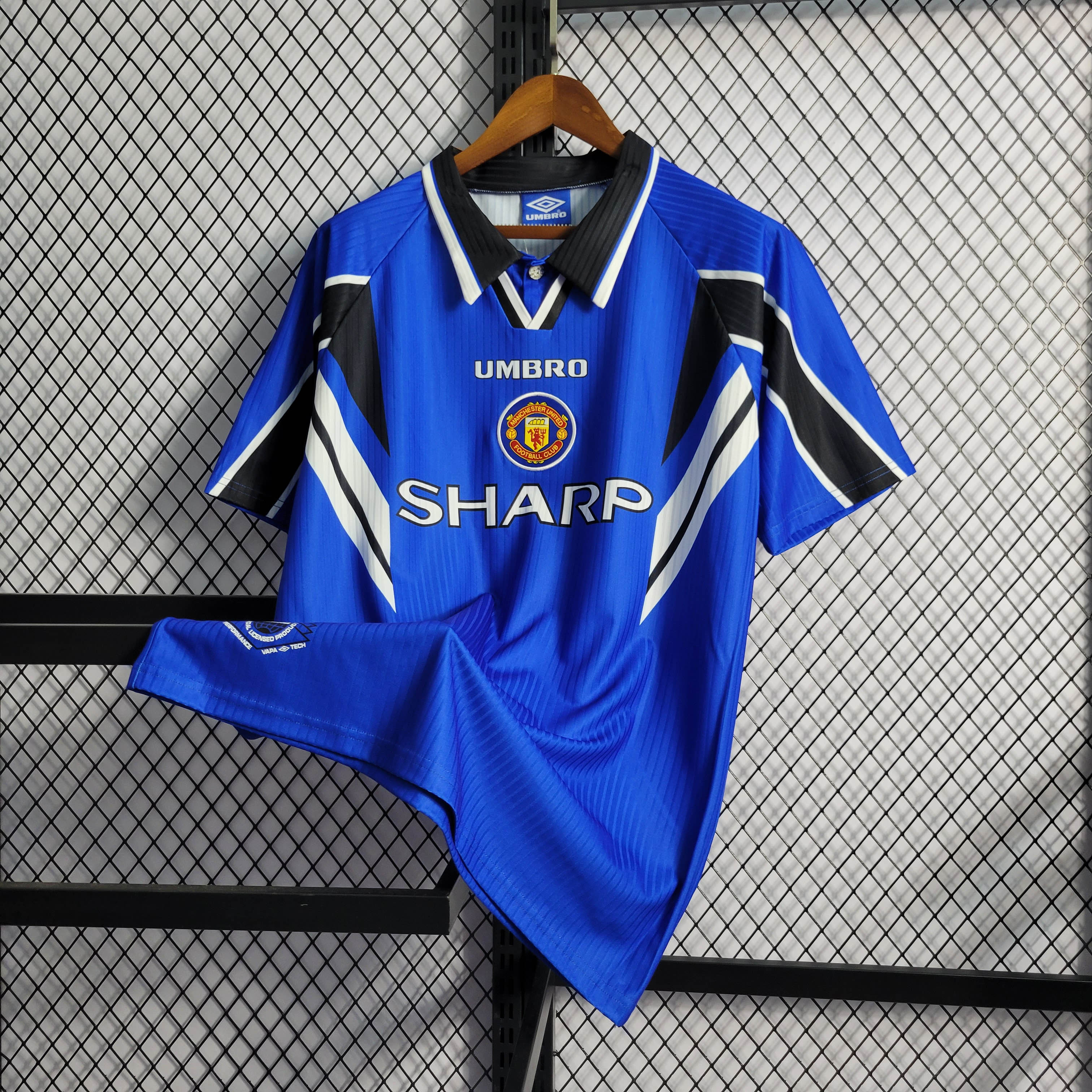 1996/1997 Retro Manchester United Away Football Shirt