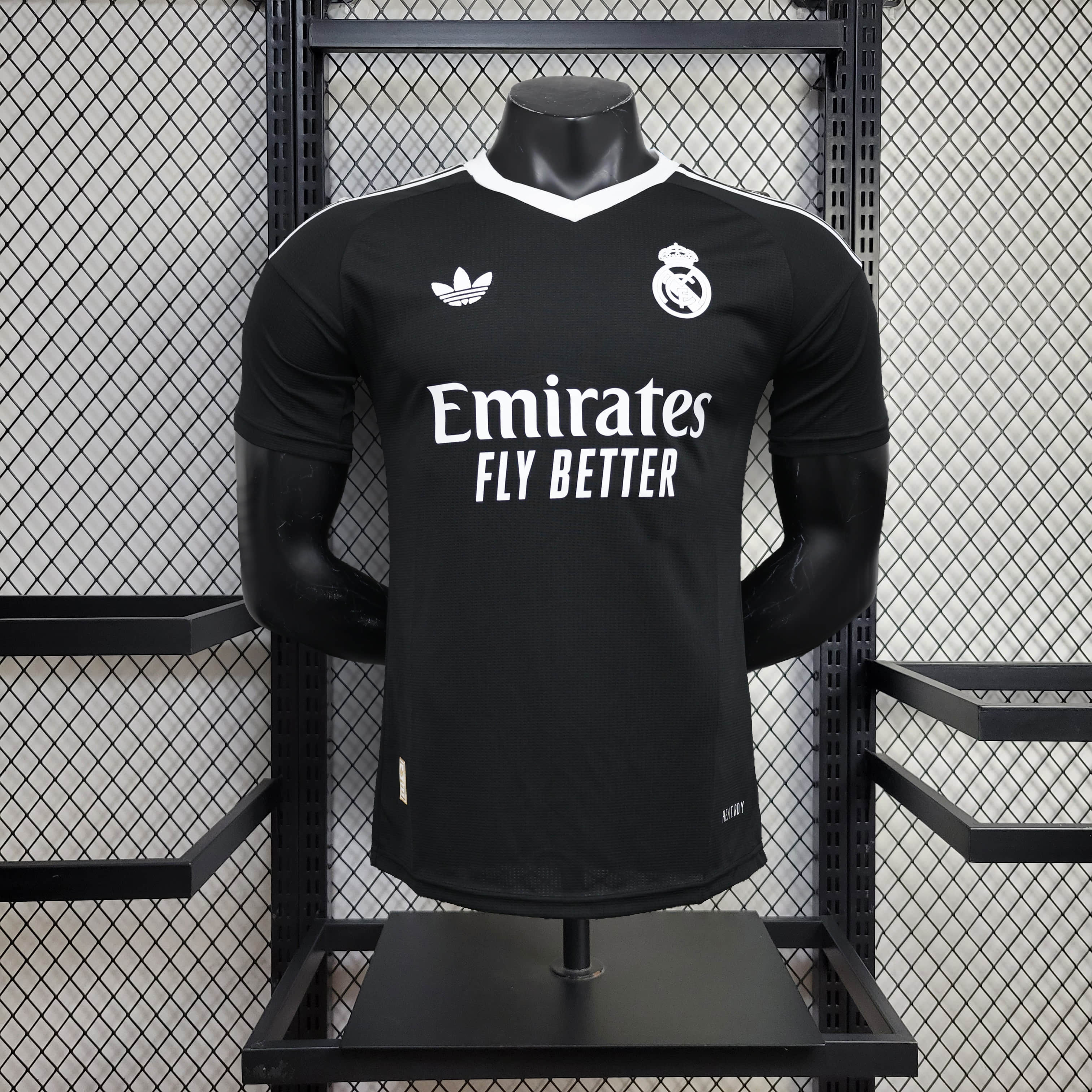 2024/2025 Player Version Real Madrid Goalkeeper Football Shirt