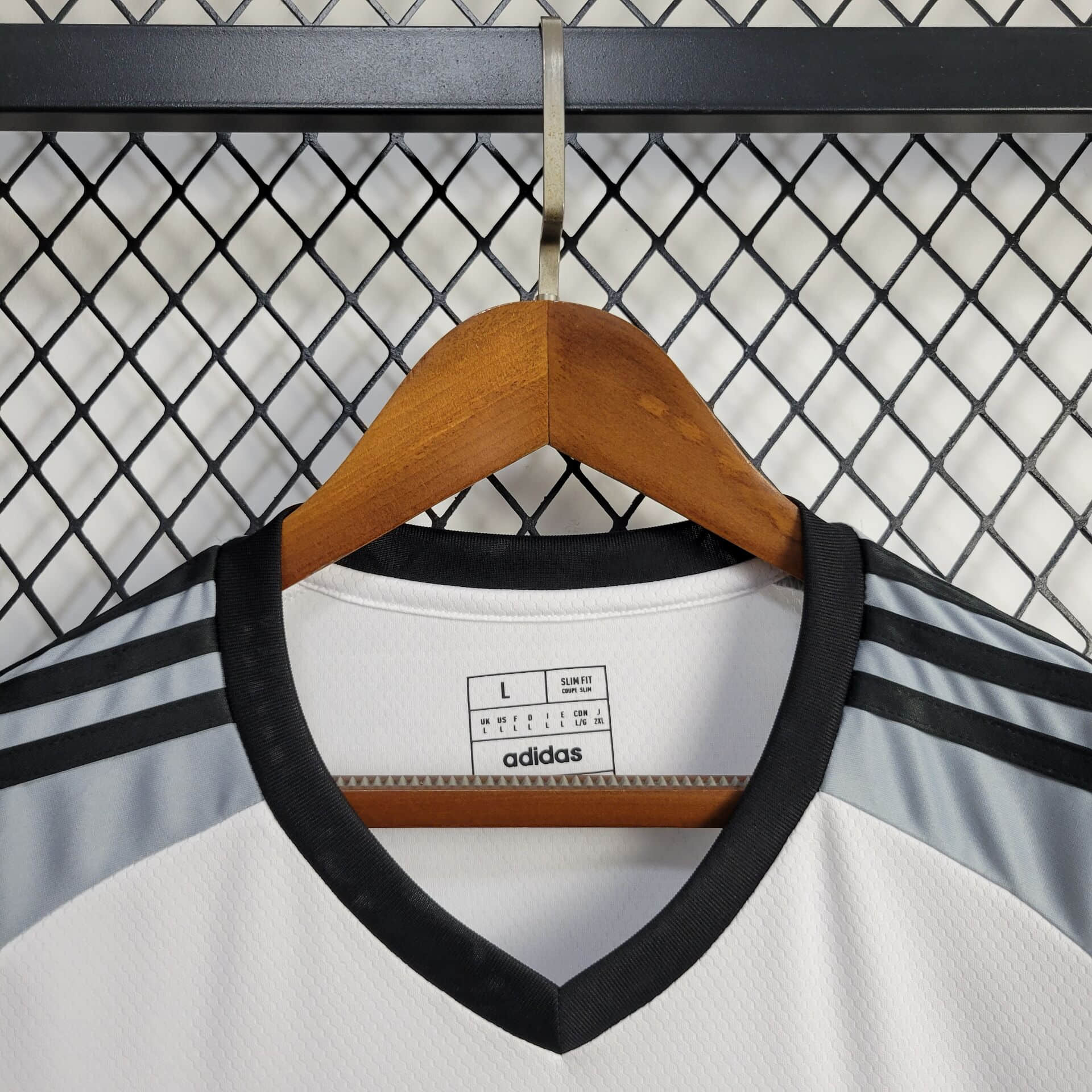 2024/2025 Juventus Goalkeeper Football Shirt