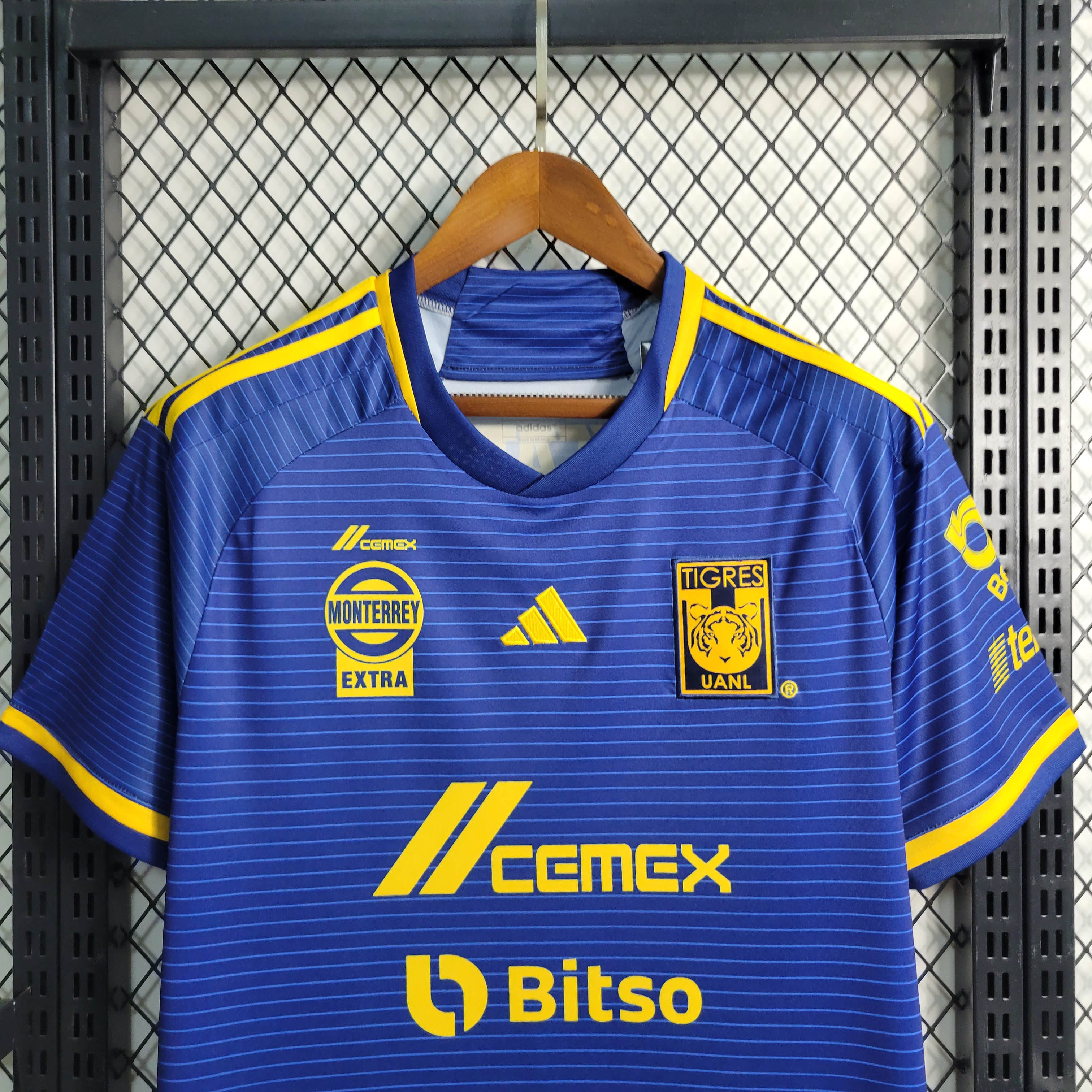 2023/2024 Tigres UANL Away Football Shirt