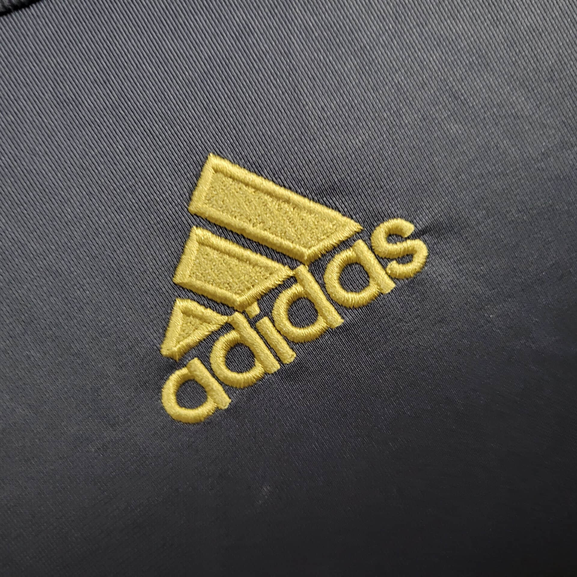 2009/2010 Retro Long Sleeve Liverpool Away Football Shirt