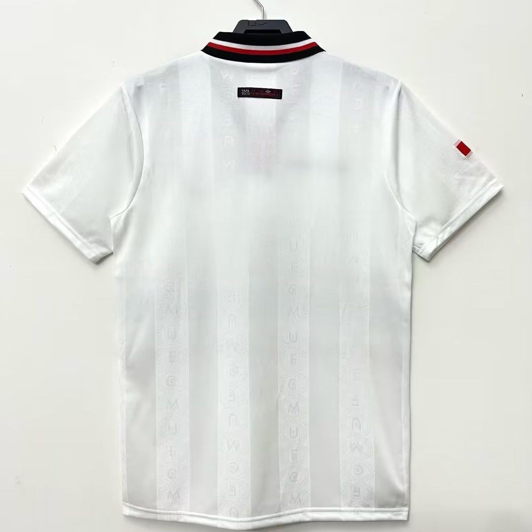 1998/1999 Retro Manchester United Away Football Shirt