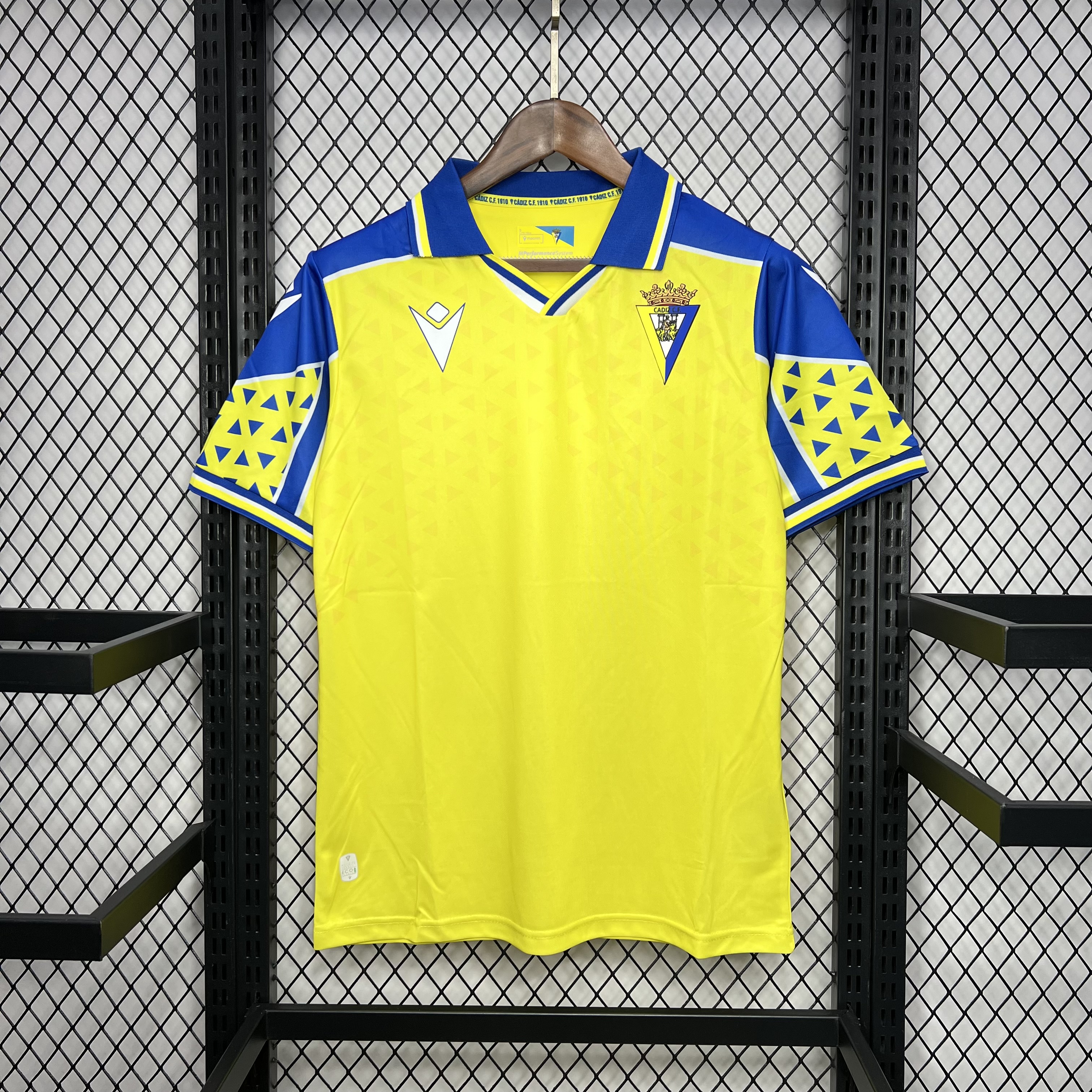 2024/2025 Cadiz Home Football Shirt