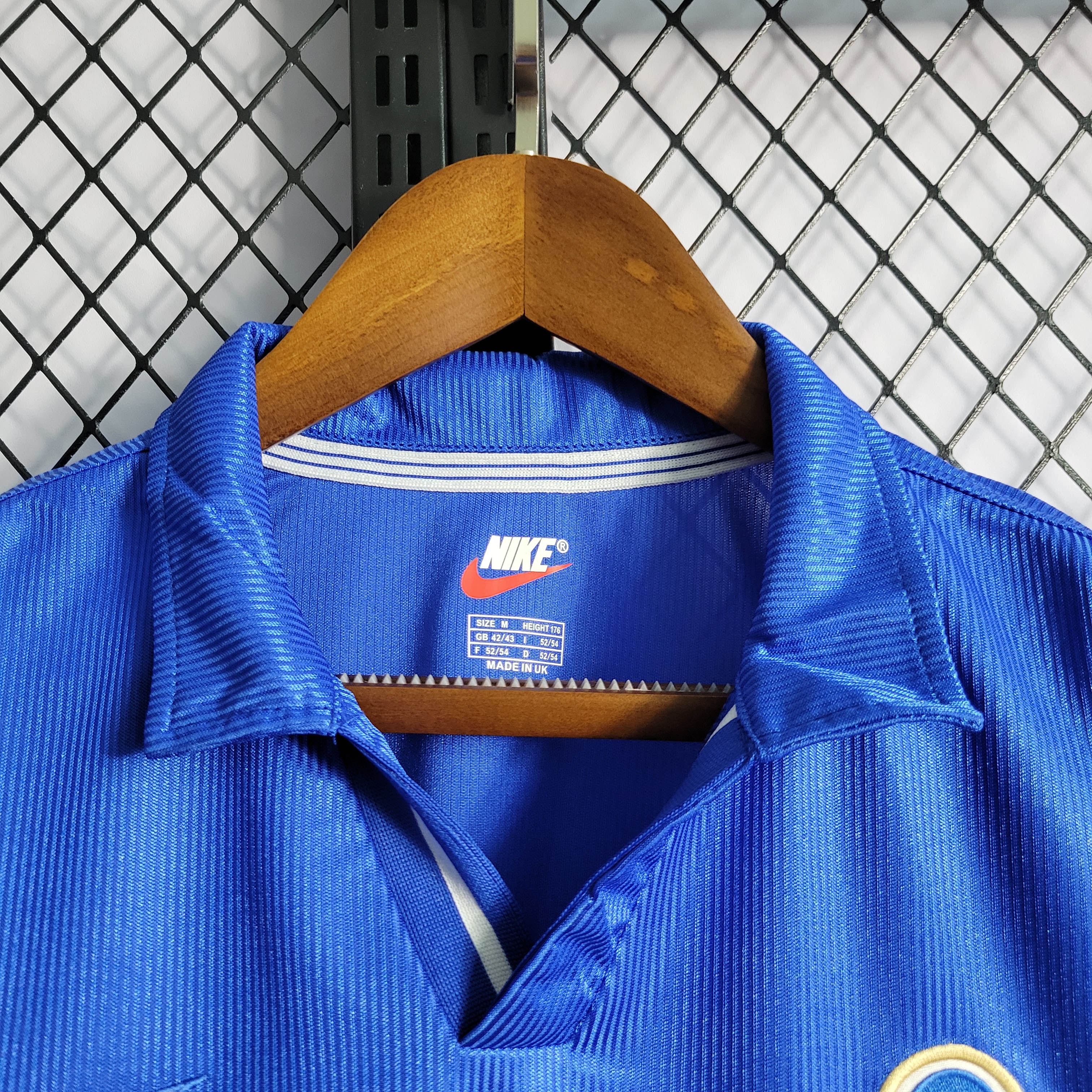 1998 Retro Italy Home Football Shirt