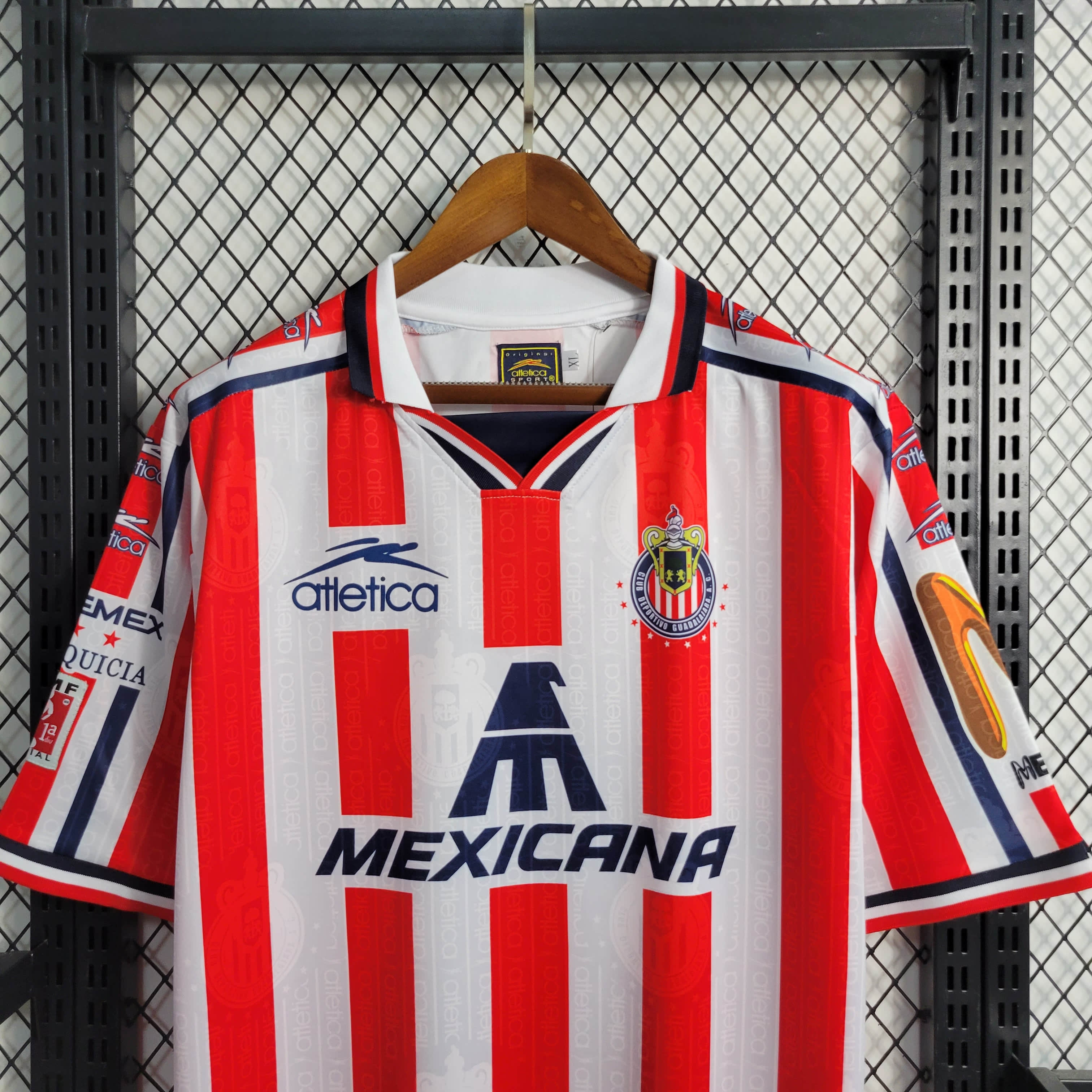 2006/2007 Retro Chivas de Guadalajara Home Football Shirt