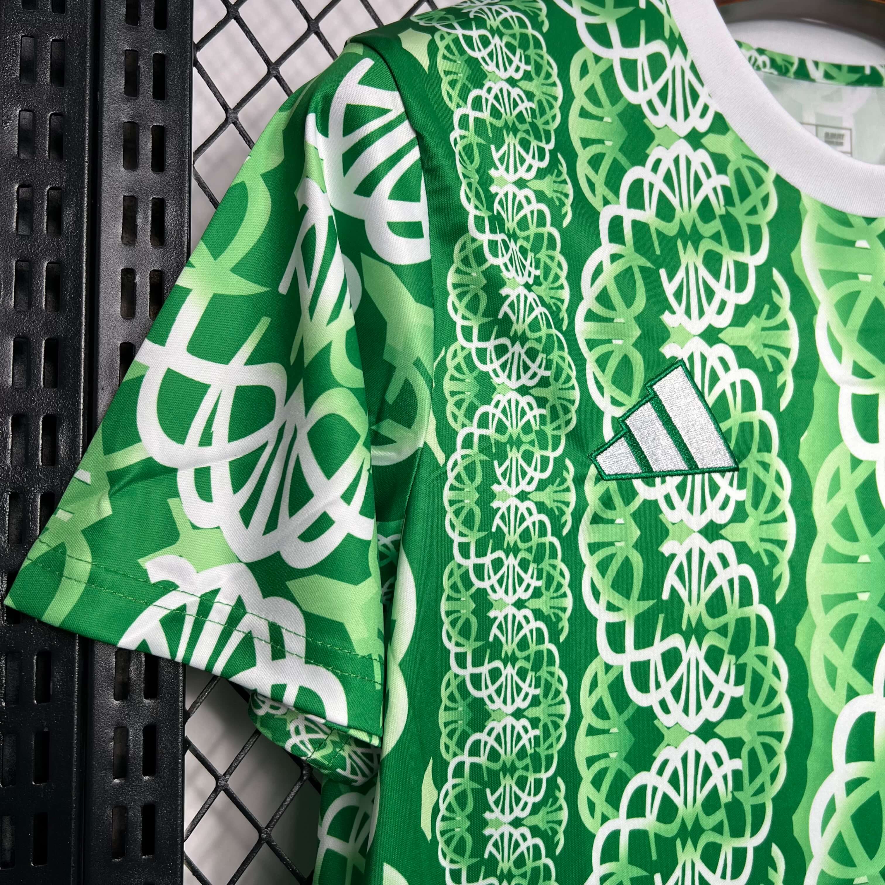2024/2025 Celtic Pre-Match Football Shirt