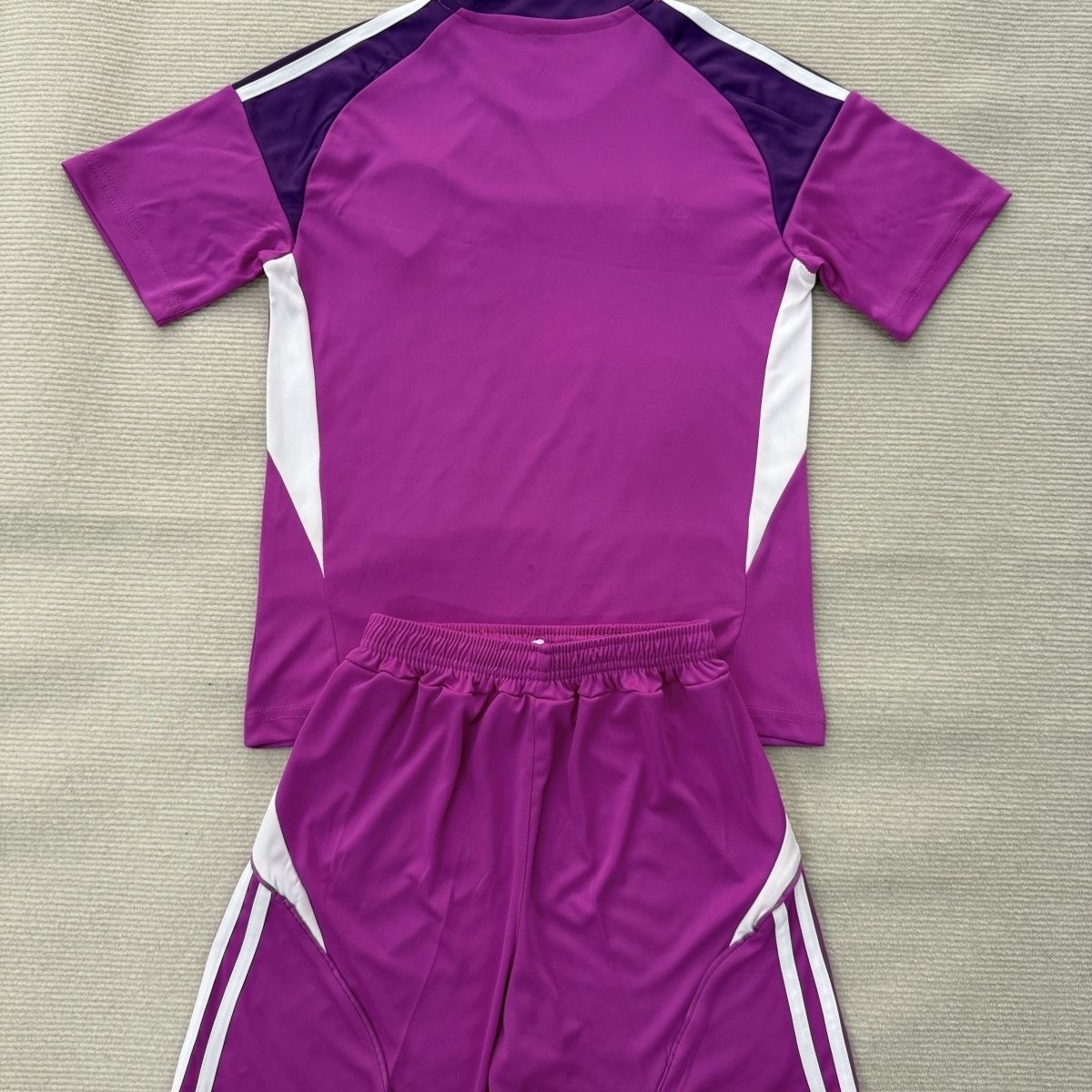 2025/2026 Leeds United Goalkeeper Football Shirt Kids Size 1:1 Thai Quality