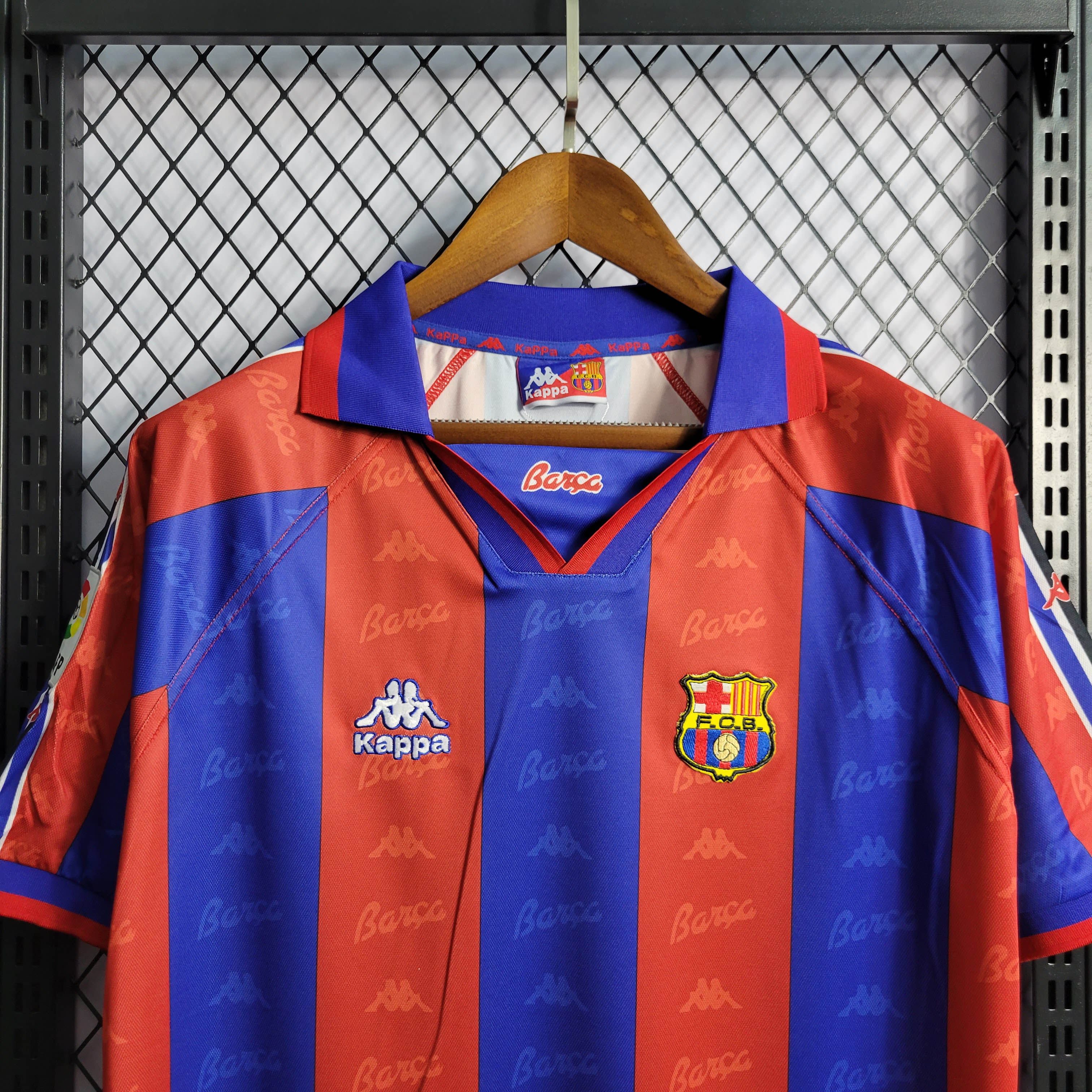 1995/1997 Retro Barcelona Home Football Shirt