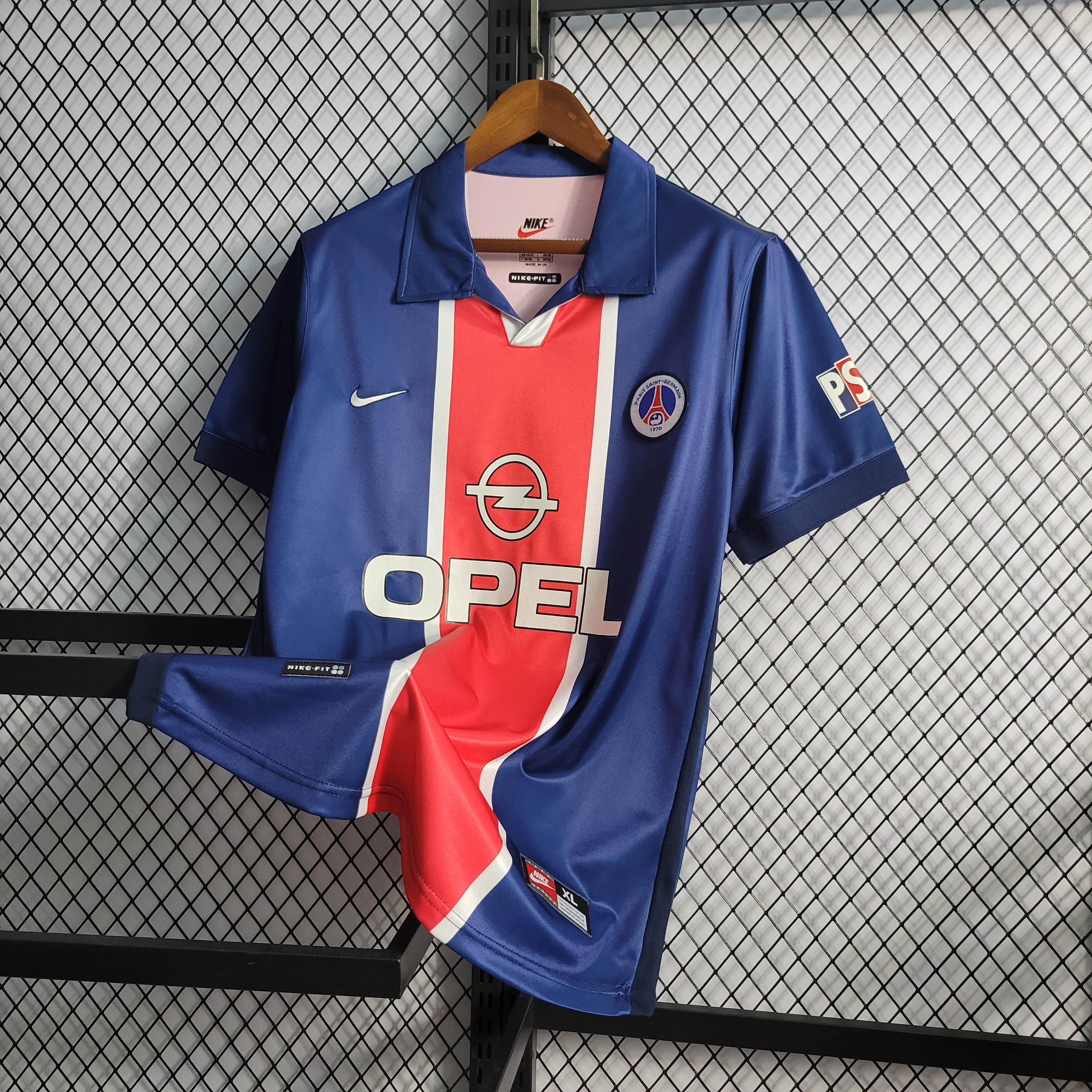 1998/1999 Retro Paris Saint-Germain Home Football Shirt
