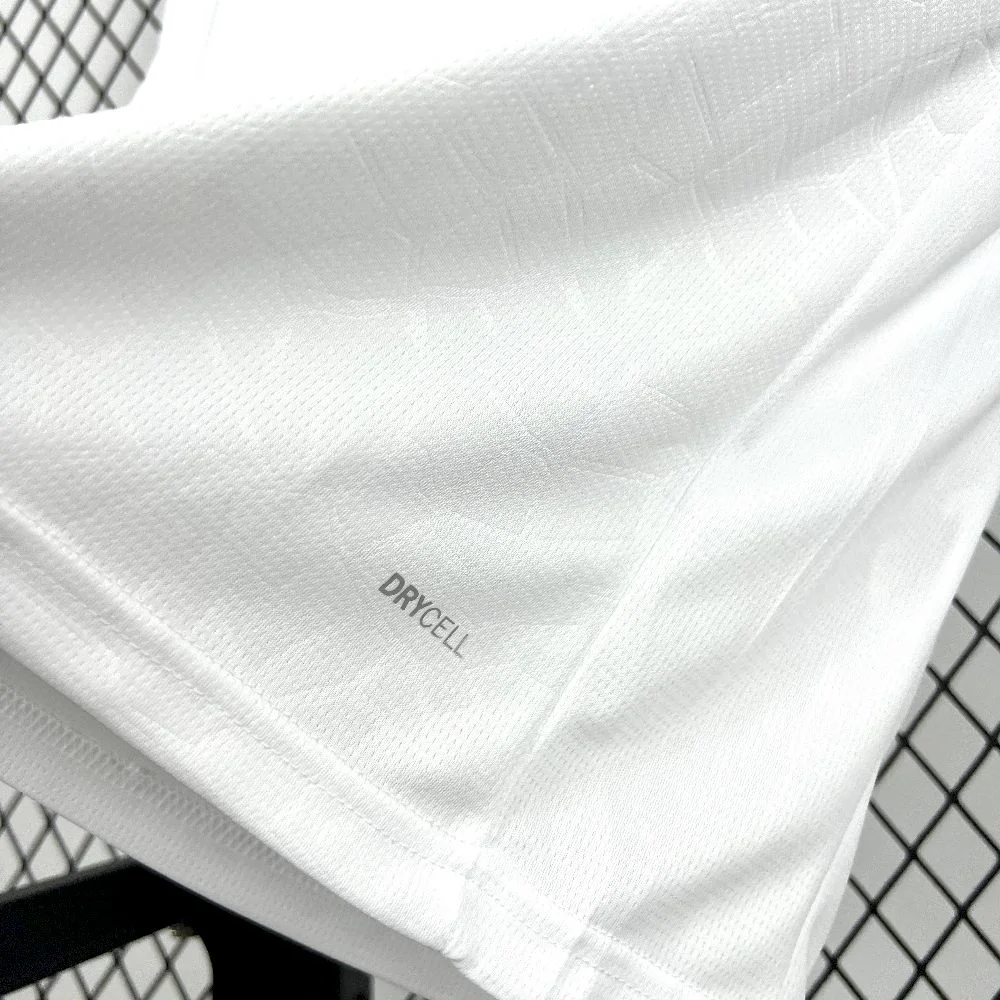 2025/2026 Valencia Home Football Shirt 1:1 Thai Quality