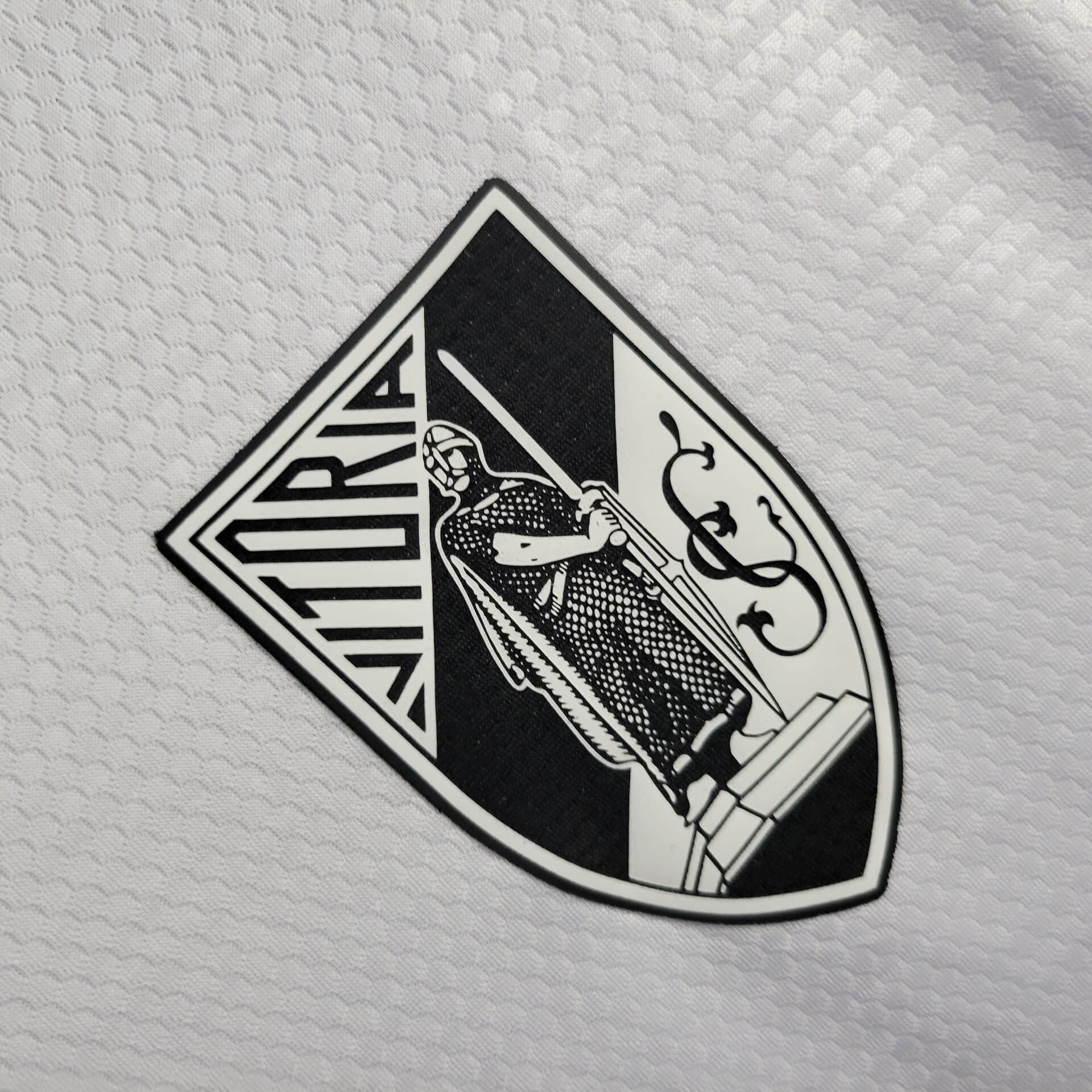 2024/2025 Vitoria Guimaraes Home Football Shirt