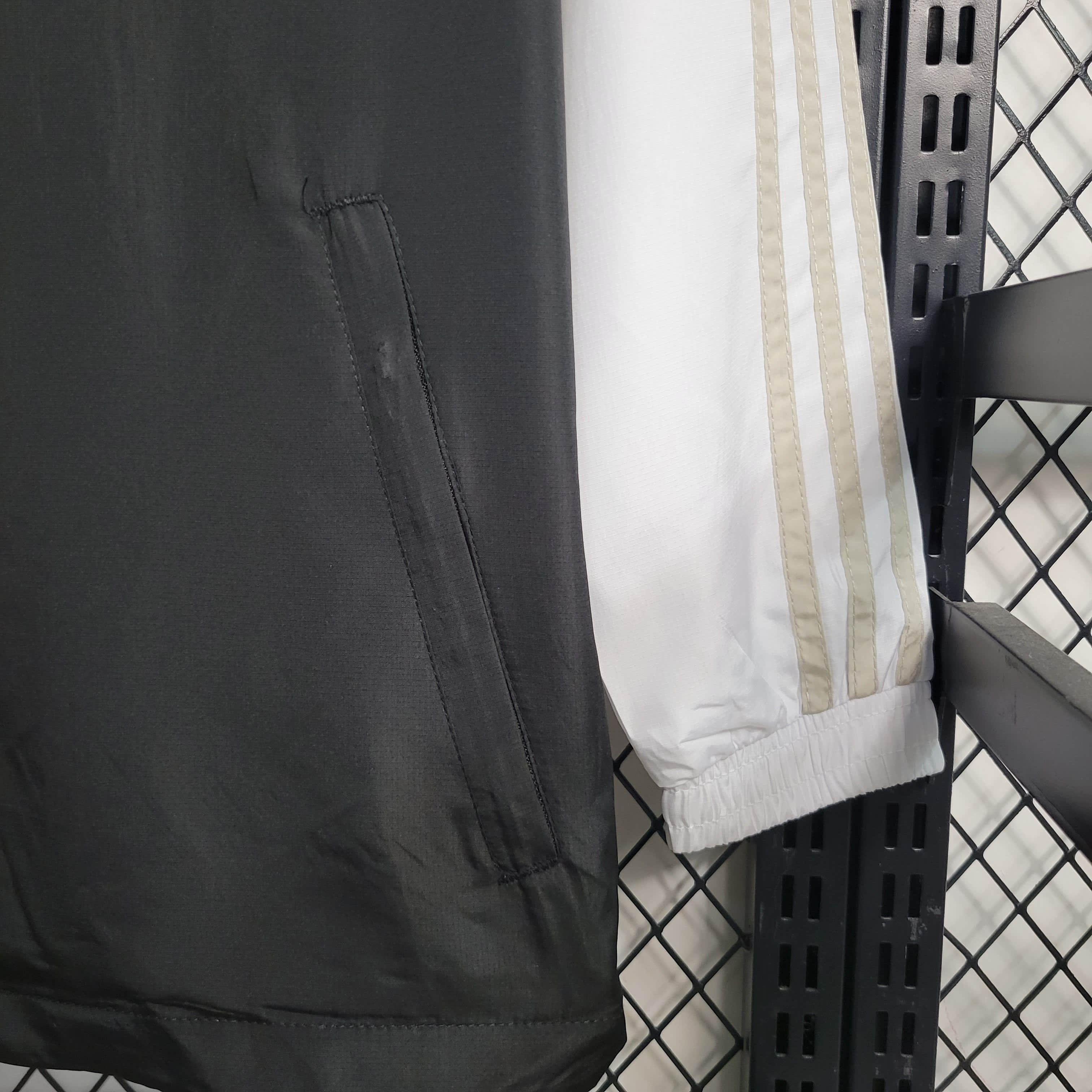 2023/2024 São Paulo Windbreaker(White-Black)Football Shirt