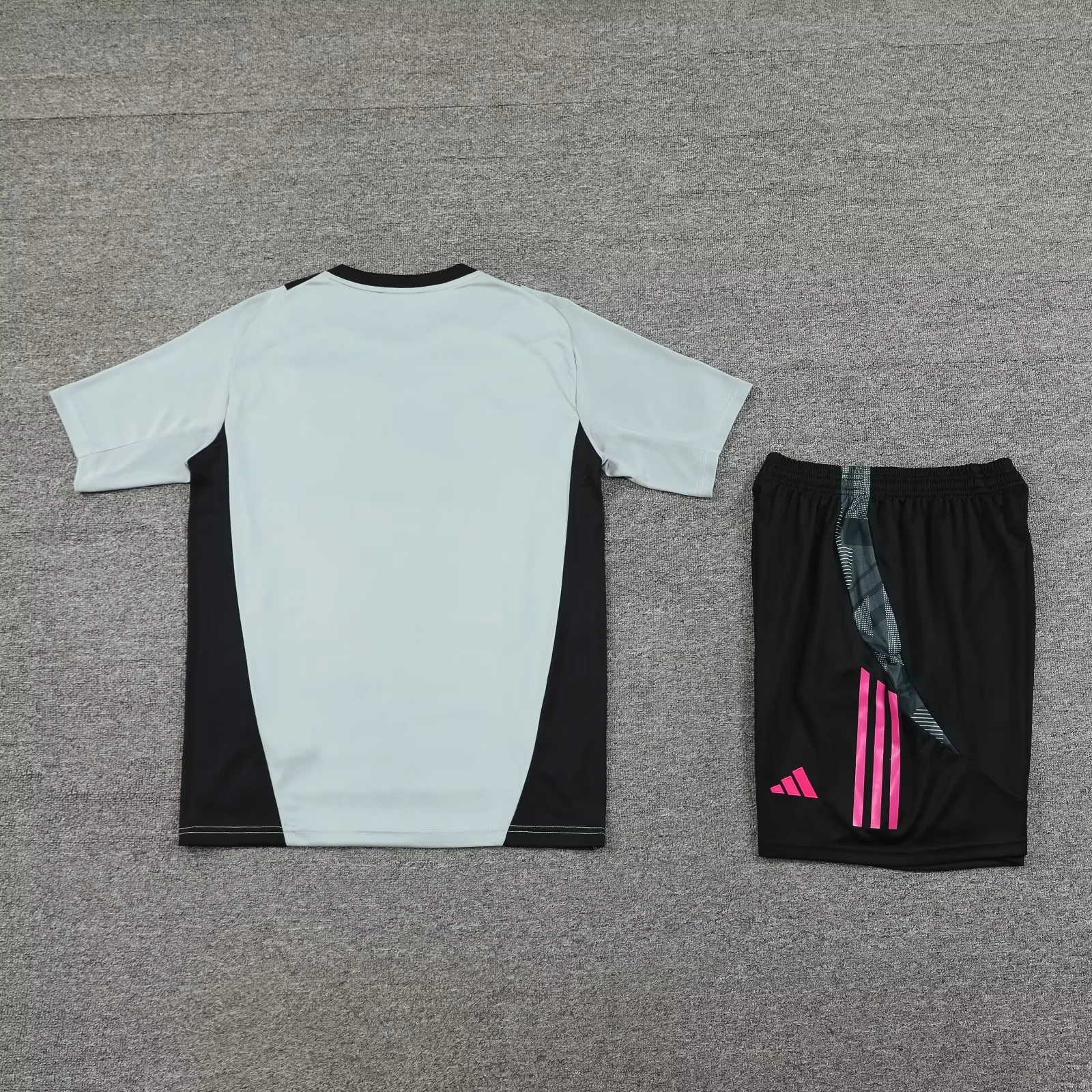 2024/2025 Juventus Training Wear Suit Shirt