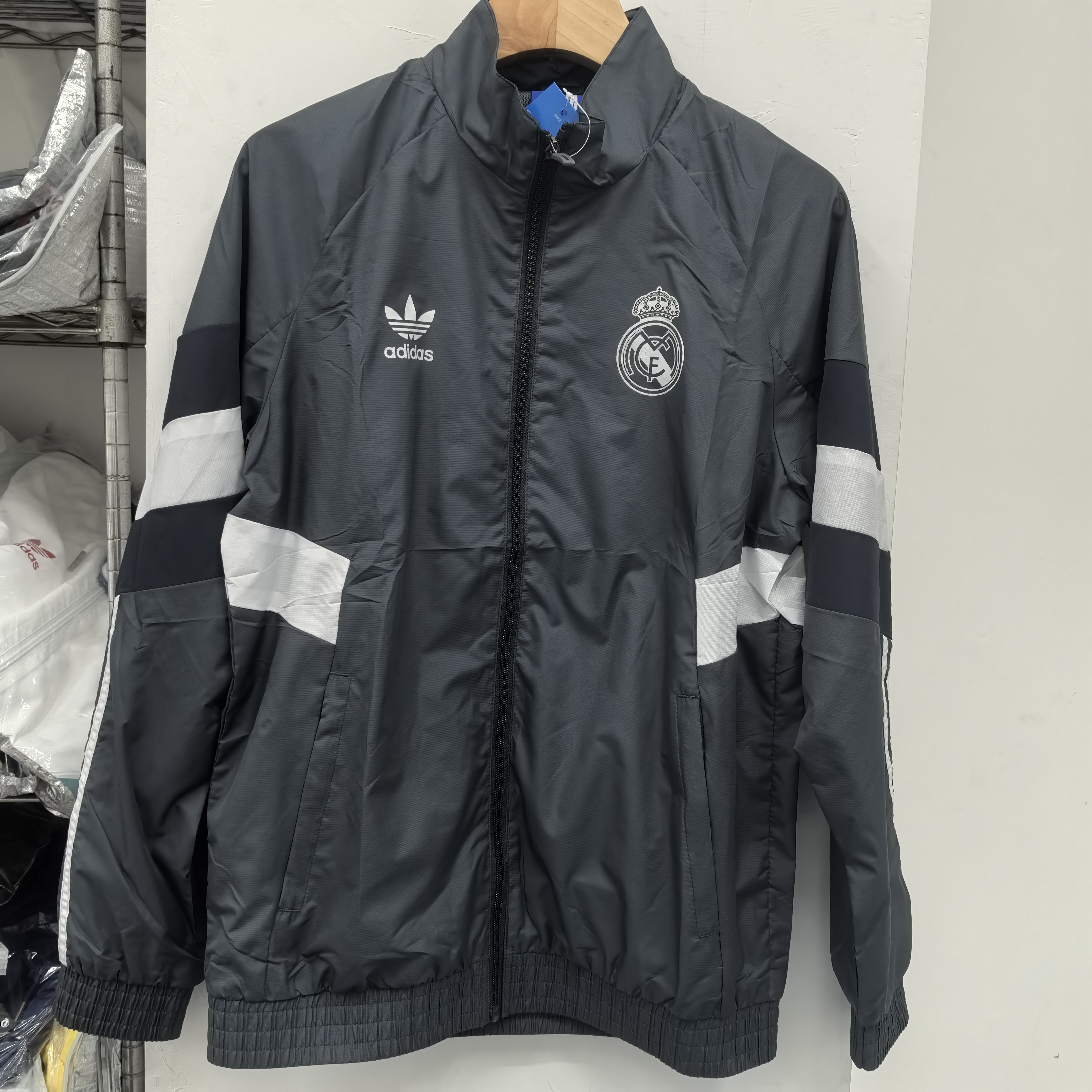 2024/2025 Real Madrid Windbreaker Football Shirt