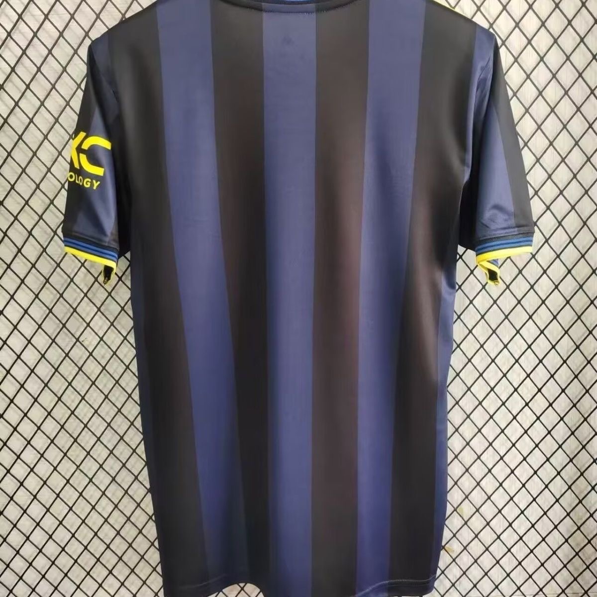 2025/2026 Manchester United TrainingWear Football Shirt 1:1 Thai Quality