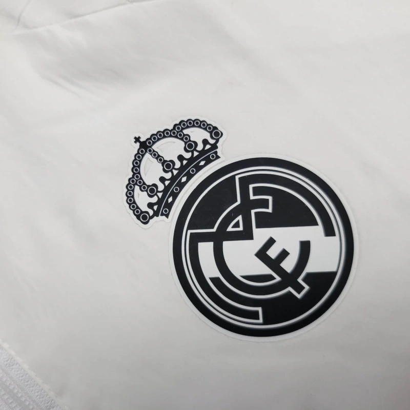 2025/2026 Real Madrid Windbreaker Football shirt