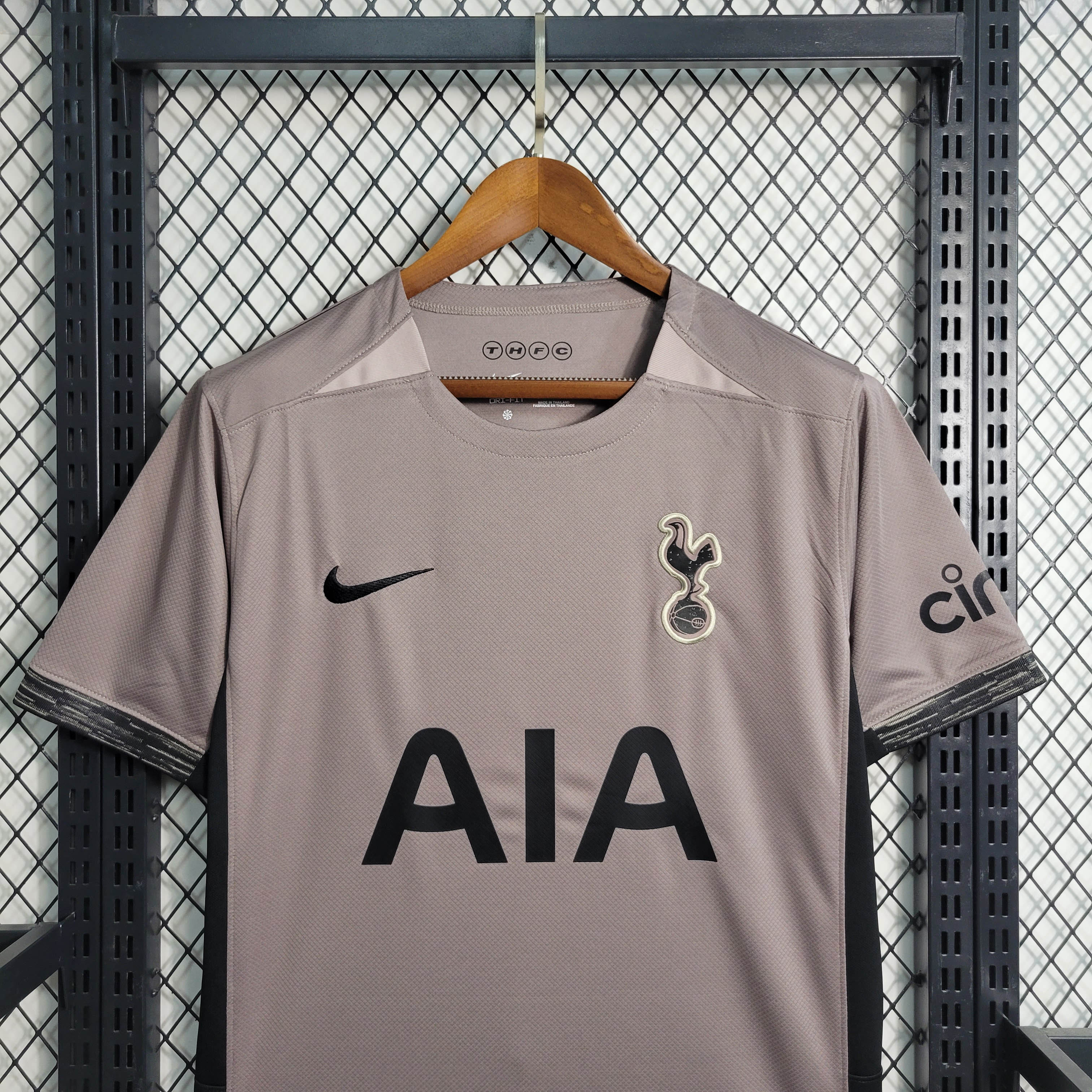 2023/2024 Tottenham Hotspur Third Away Football Shirt