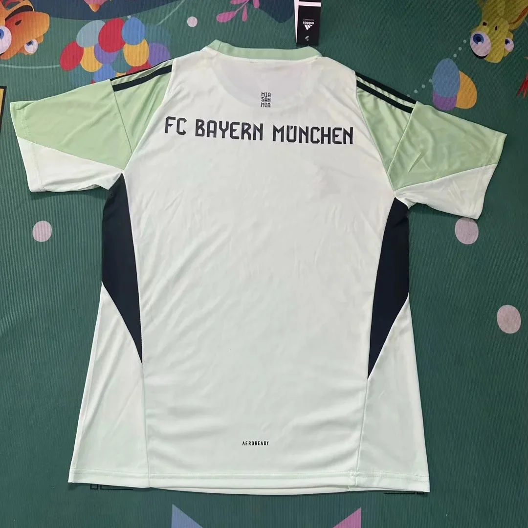 2025/2026 Bayern Munchen GoalkeeperFootball shirt 1:1 Thai Quality