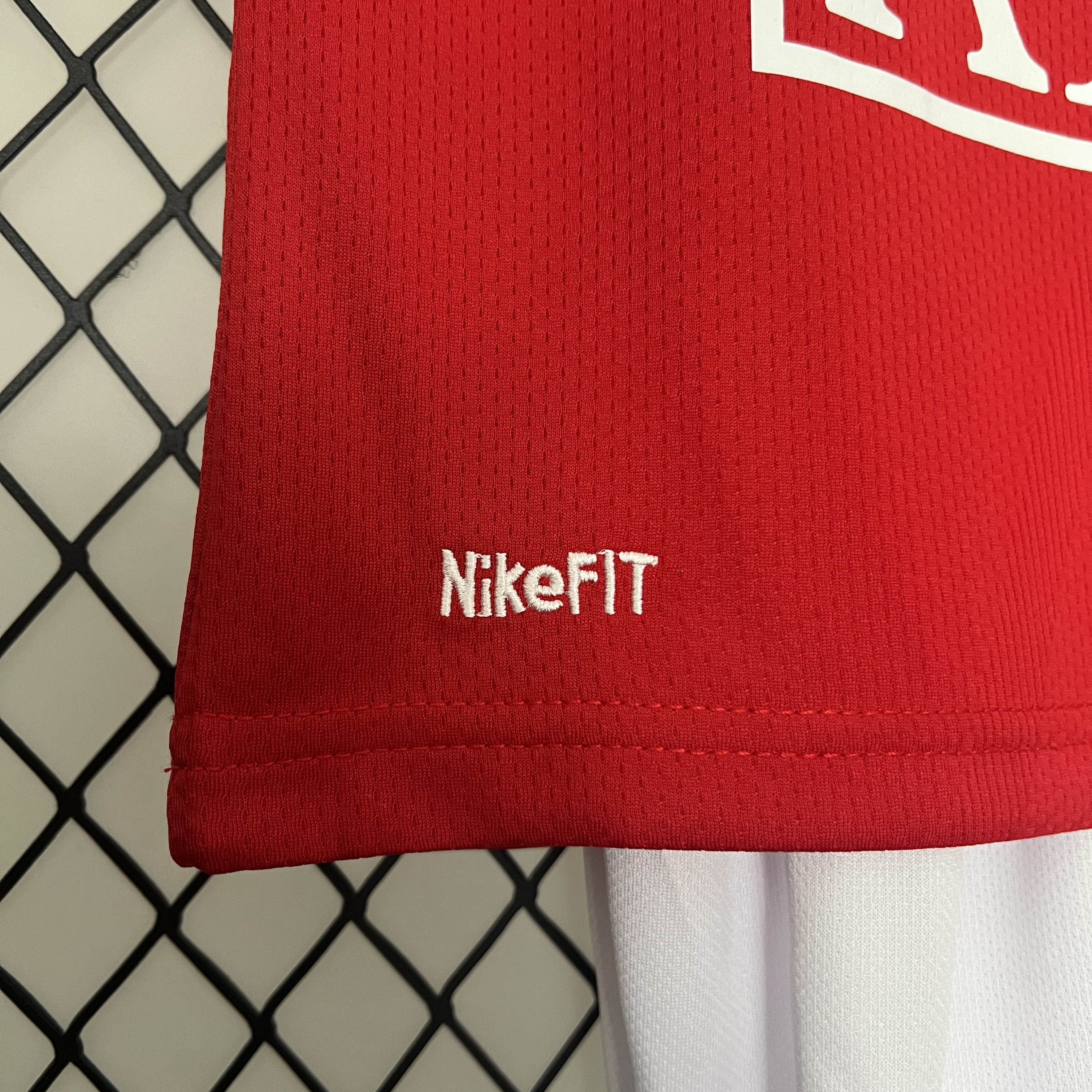 2007/2008 Retro Manchester United Home Football Shirt Kids Size