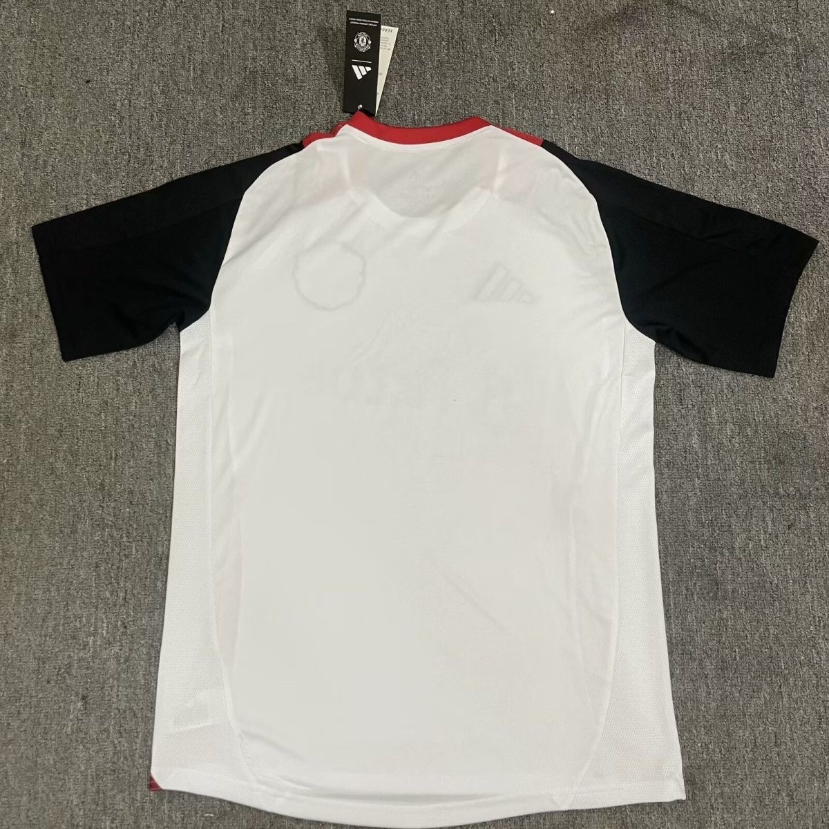 2025/2026 Manchester United TrainingWear Football Shirt 1:1 Thai Quality