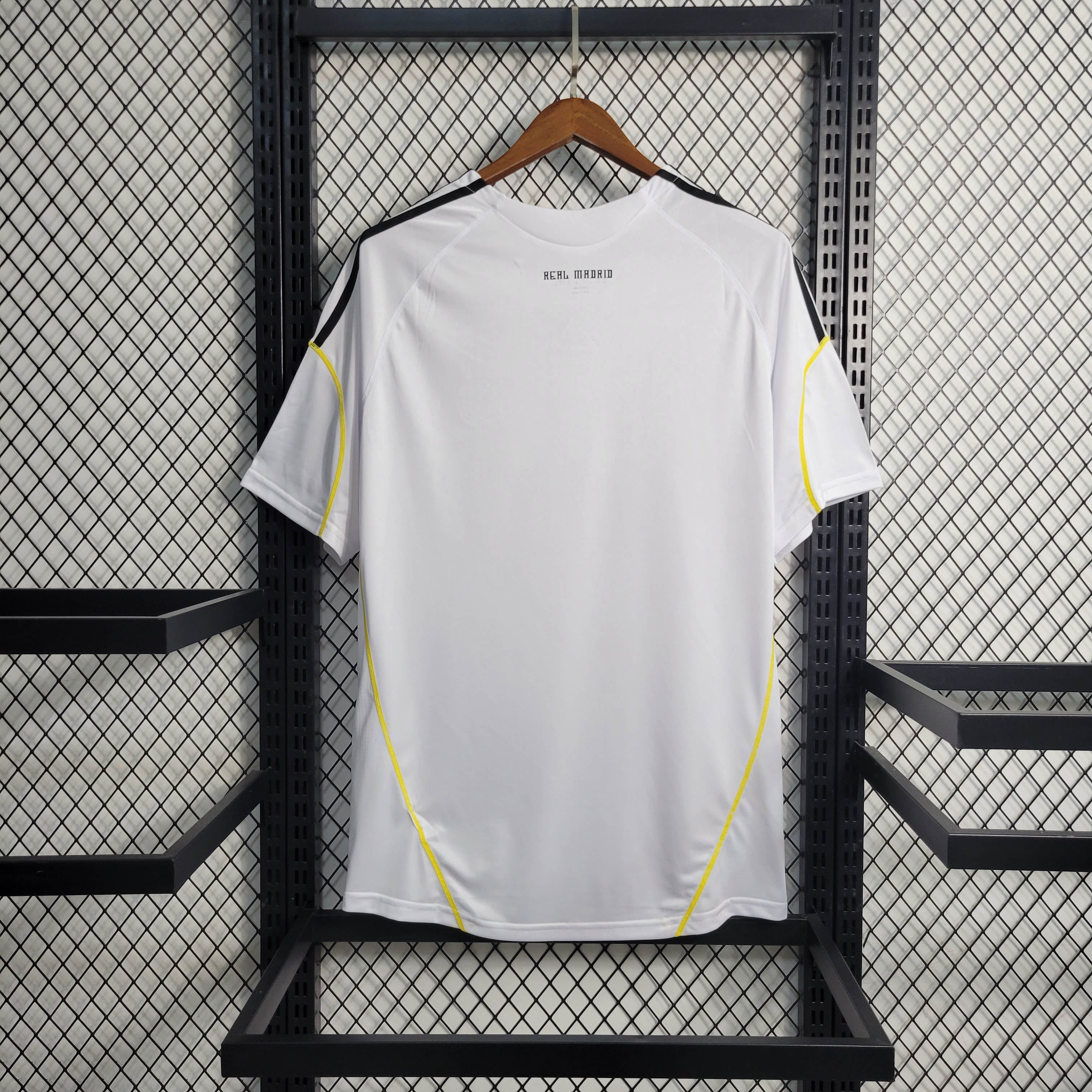 2009/2010 Retro Real Madrid Home Football Shirt