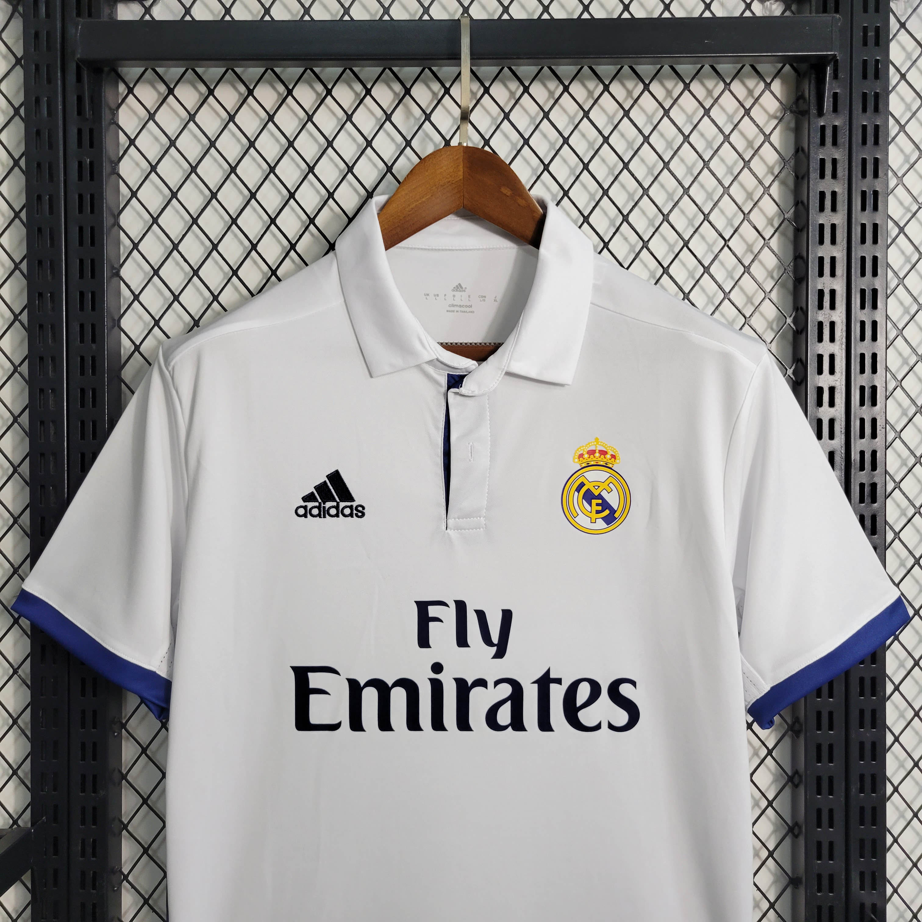 2016/2017 Retro Real Madrid Home Football Shirt