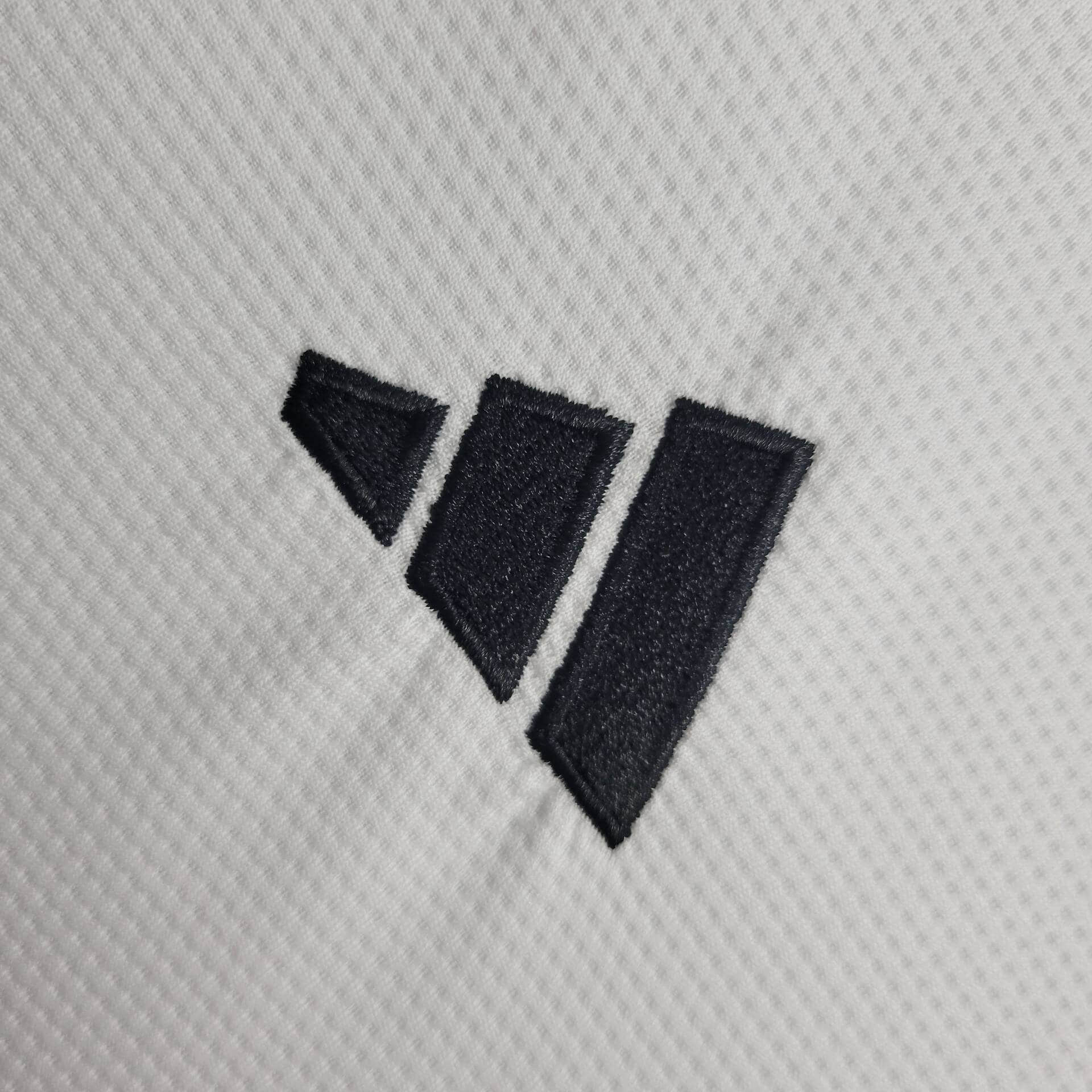 2024/2025 Colo Colo Home Football Shirt