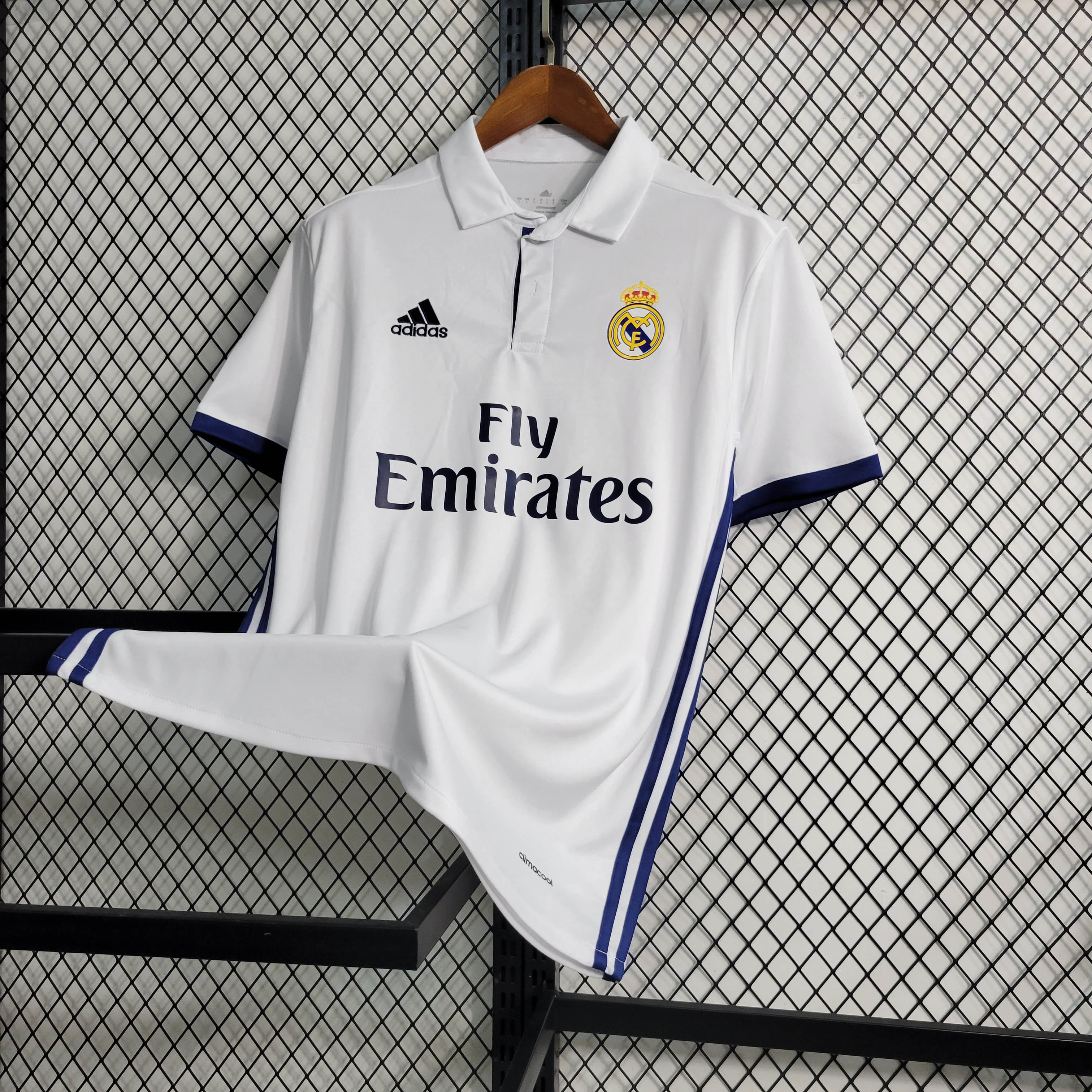 2016/2017 Retro Real Madrid Home Football Shirt