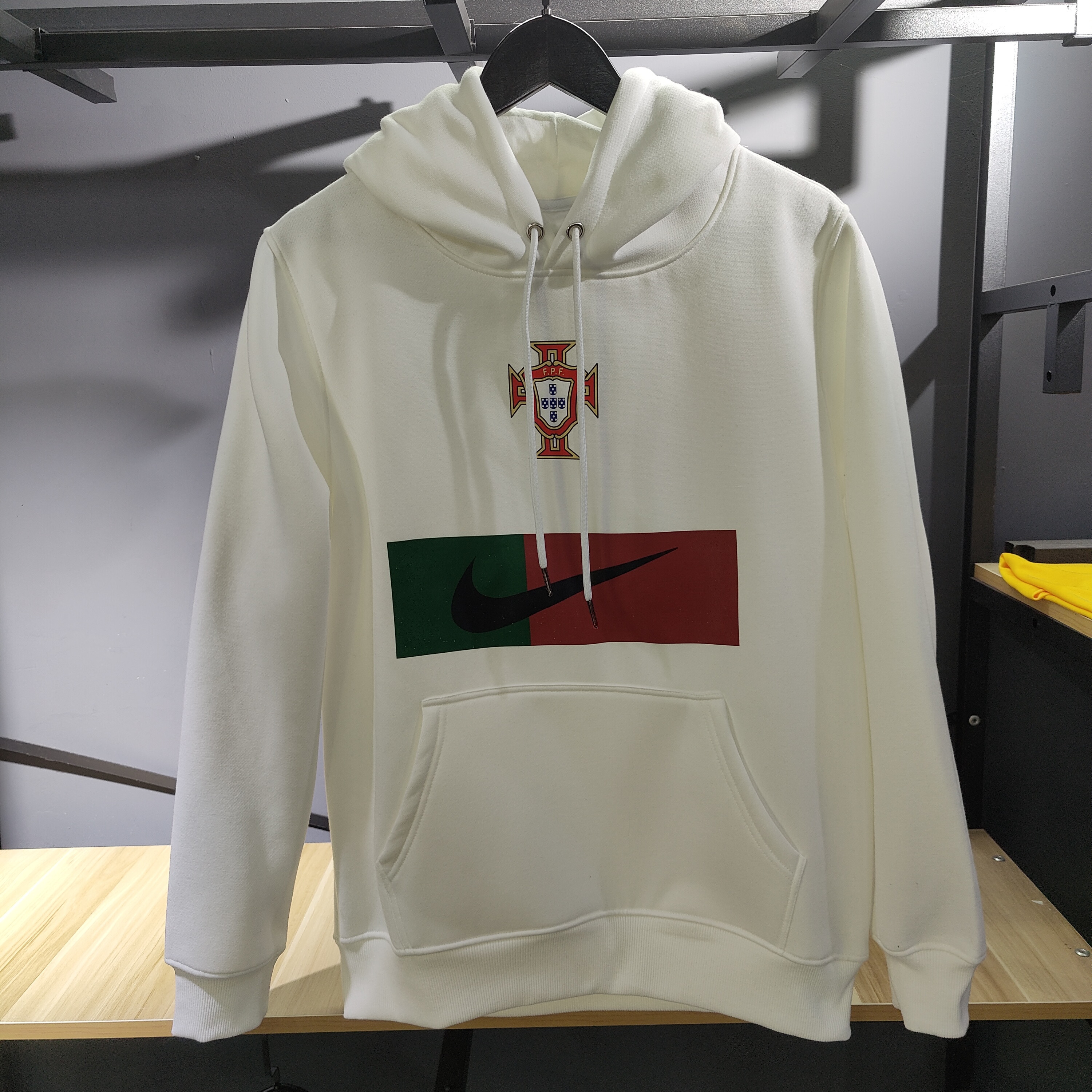 2024 Winter Fashionable Warm Sweaters Portugal Edition