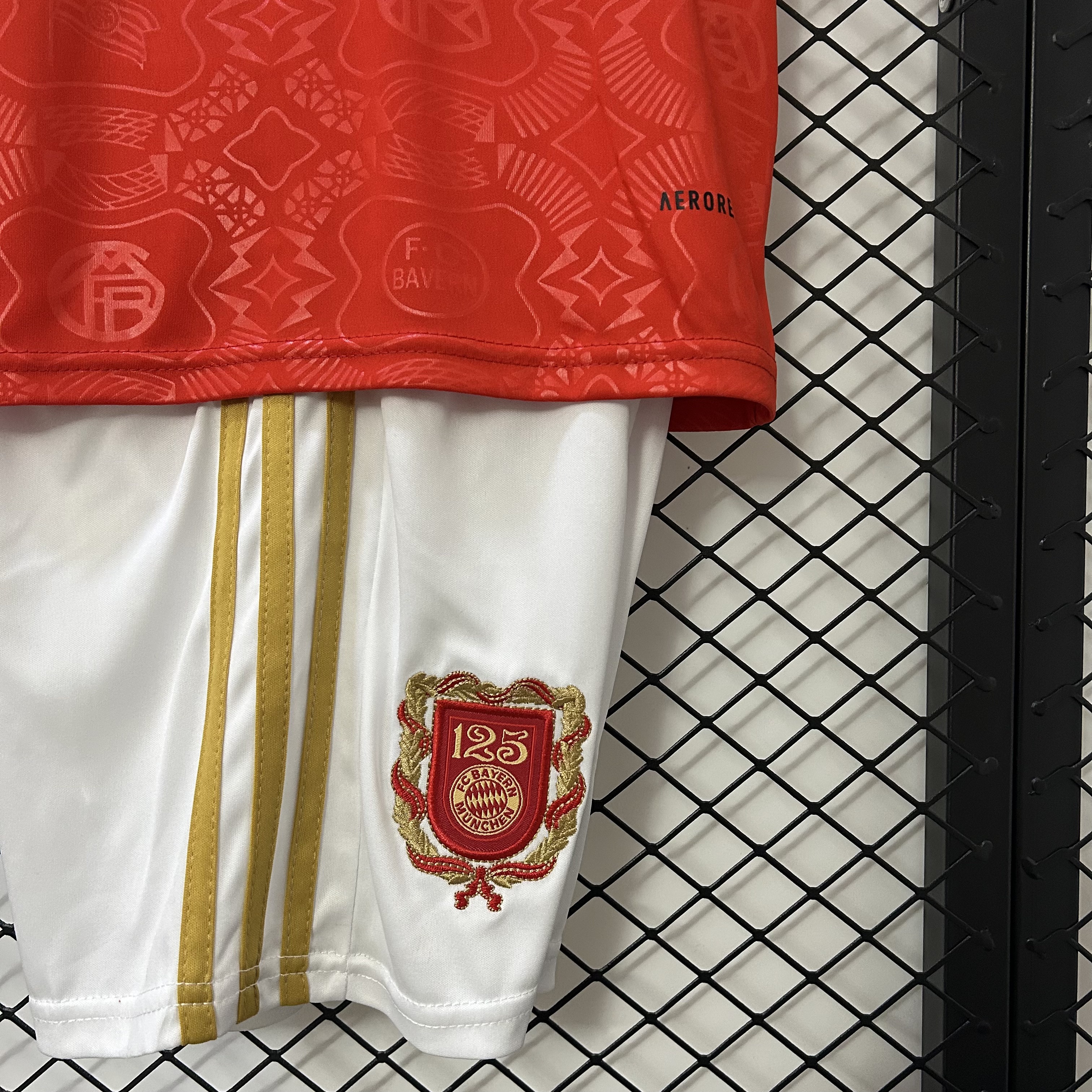 2025/2026 Bayern Munchen 125th Anniversary Football Shirt kids Size