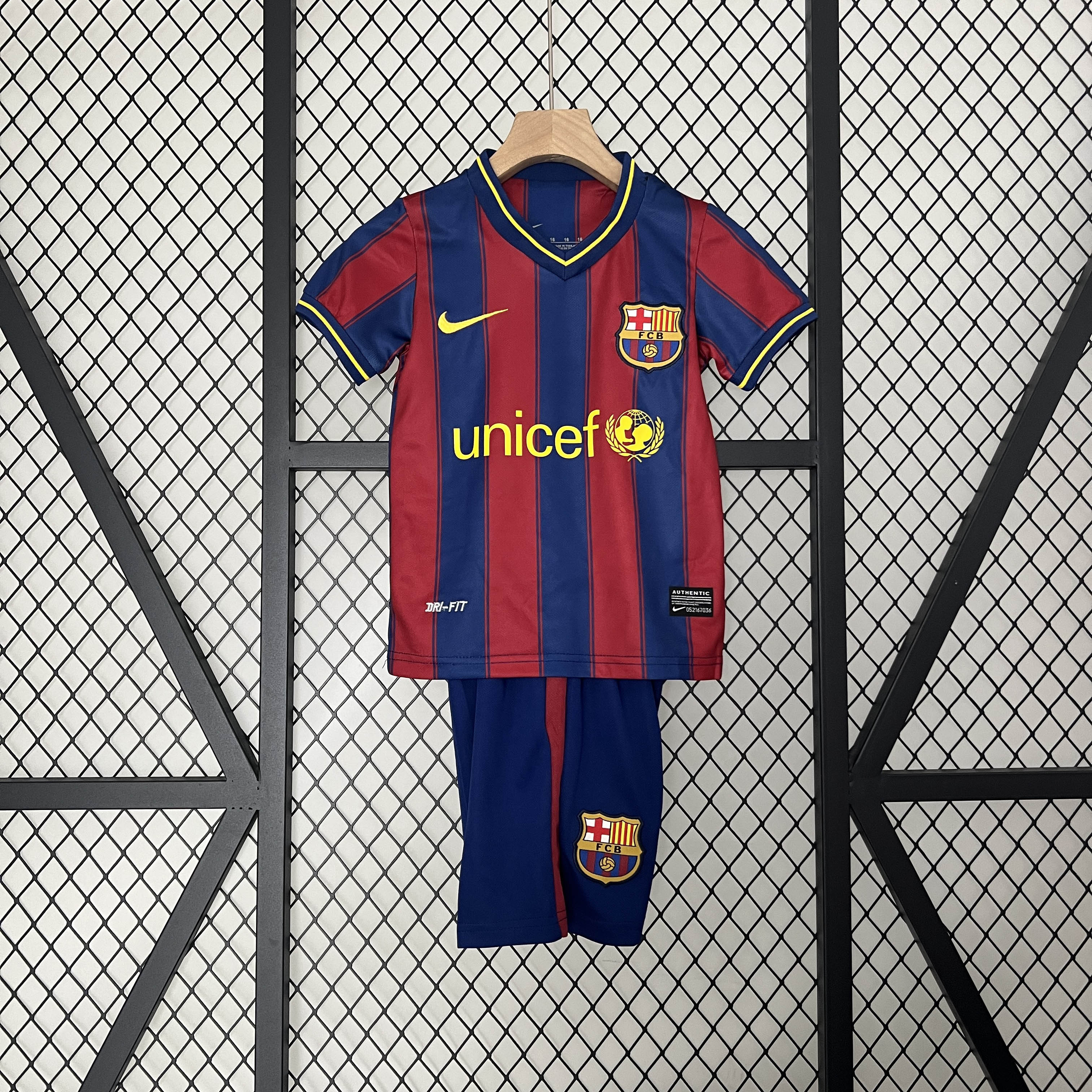 2009/2010 Retro Barcelona Home Football Shirt Kids Size