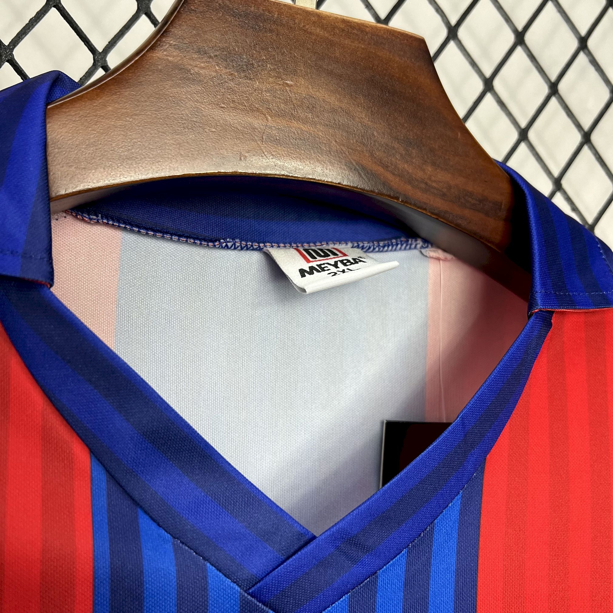 1991/1992 Retro Barcelona Home Football Shirt