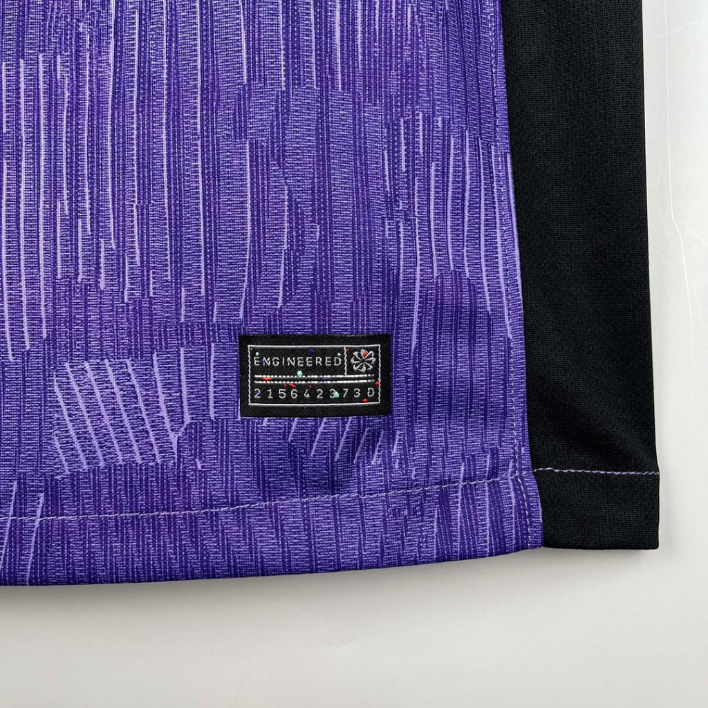 2023/2024 Liverpool Third Away Football Shirt