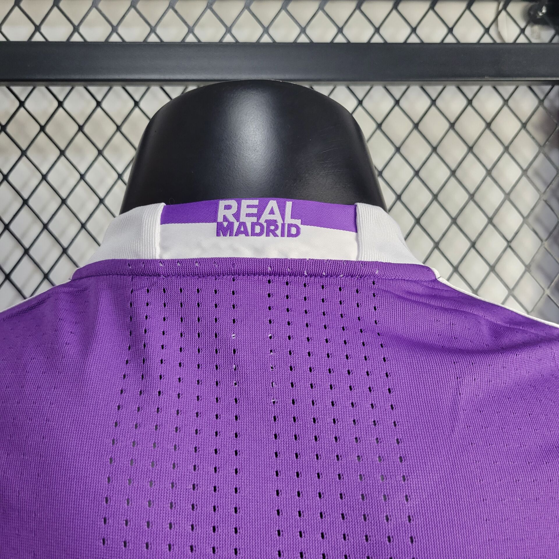 2016/2017 Player Version Retro Real Madrid Away Football Shirt