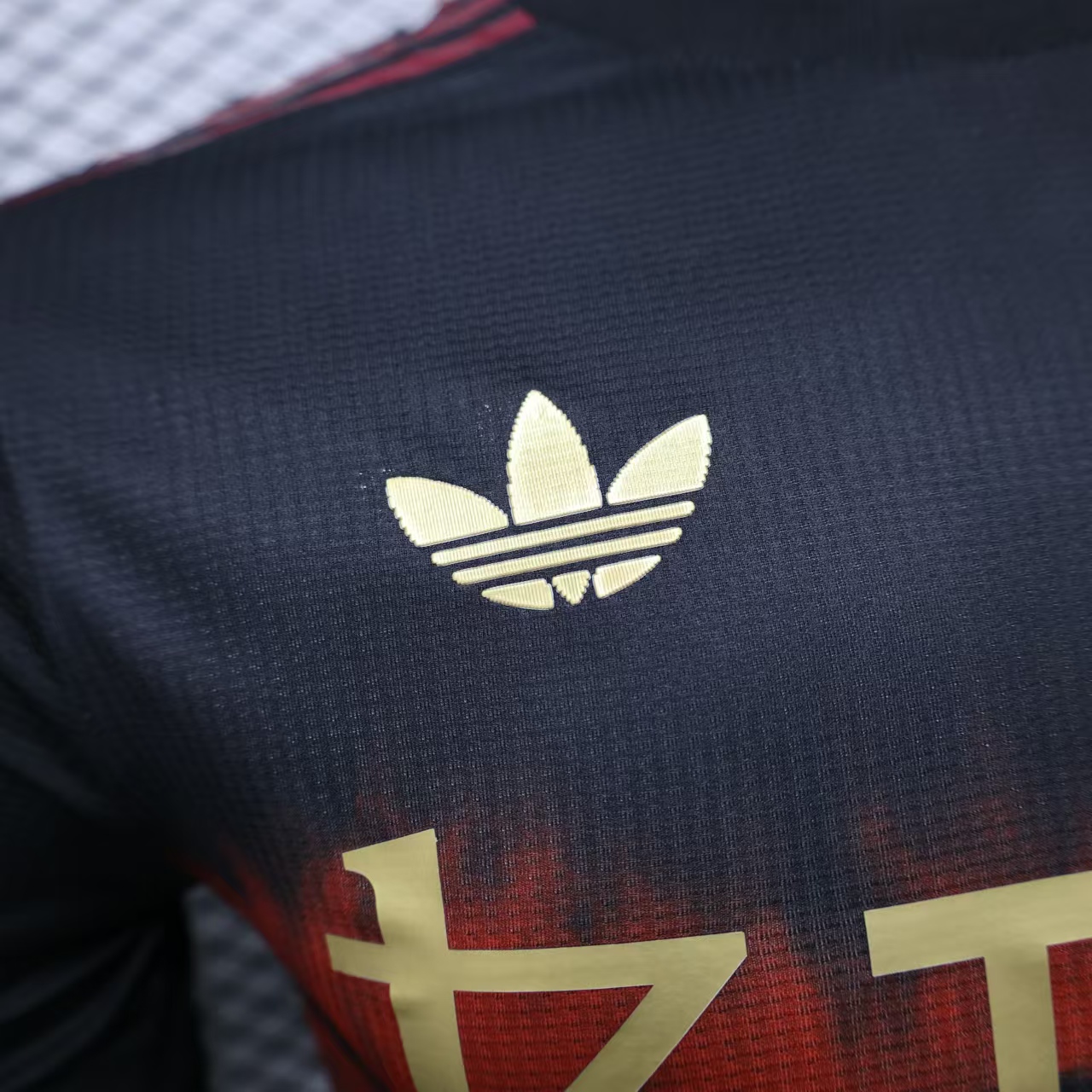 2024/2025 Player Version Manchester United Pre-Match Chinese New Year Football Shirt 1:1 Thai Quality