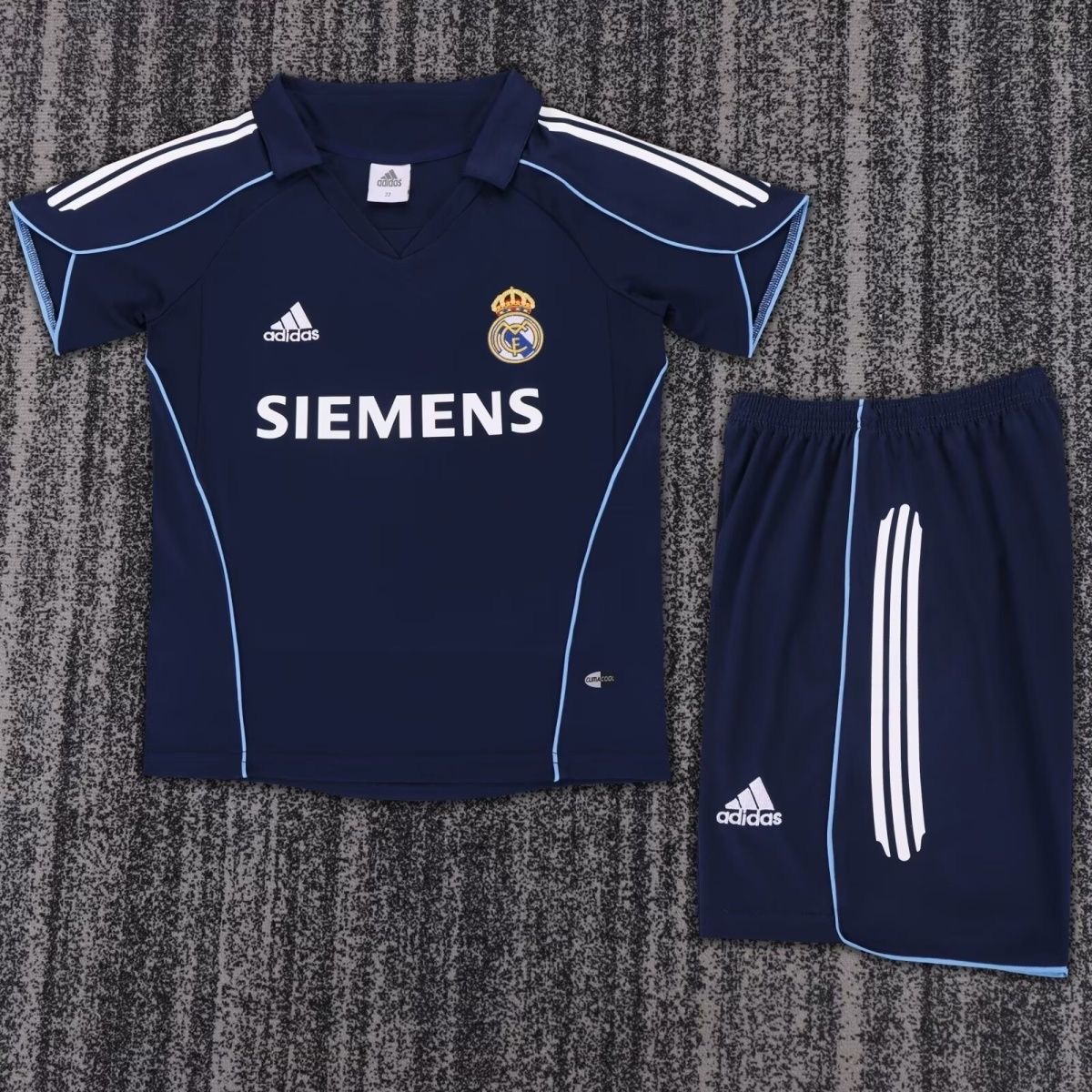 2005/2006 Retro Real Madrid AwayFootball shirt Kids Size 1:1 Thai Quality