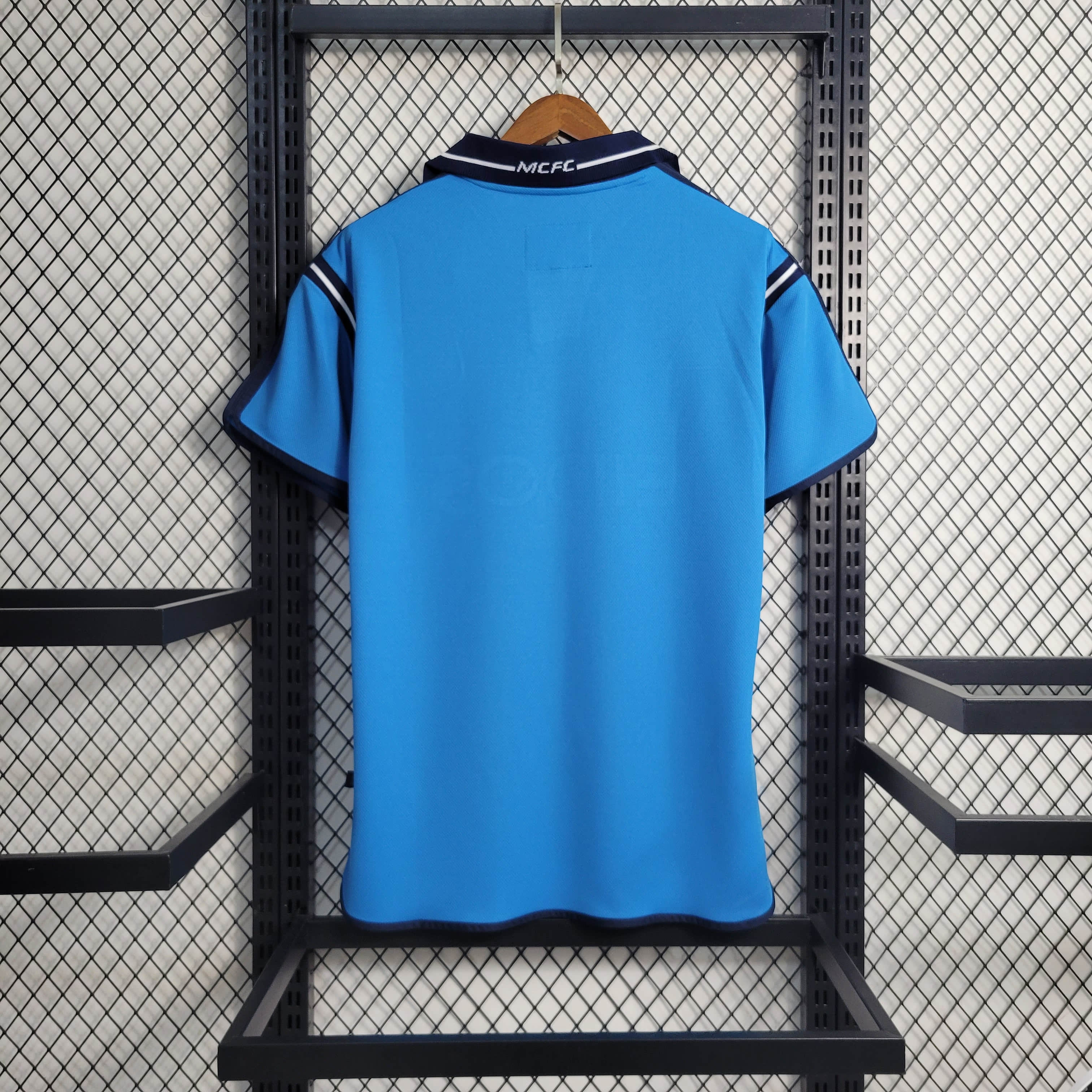 2001/2002 Retro Manchester City Home Football Shirt