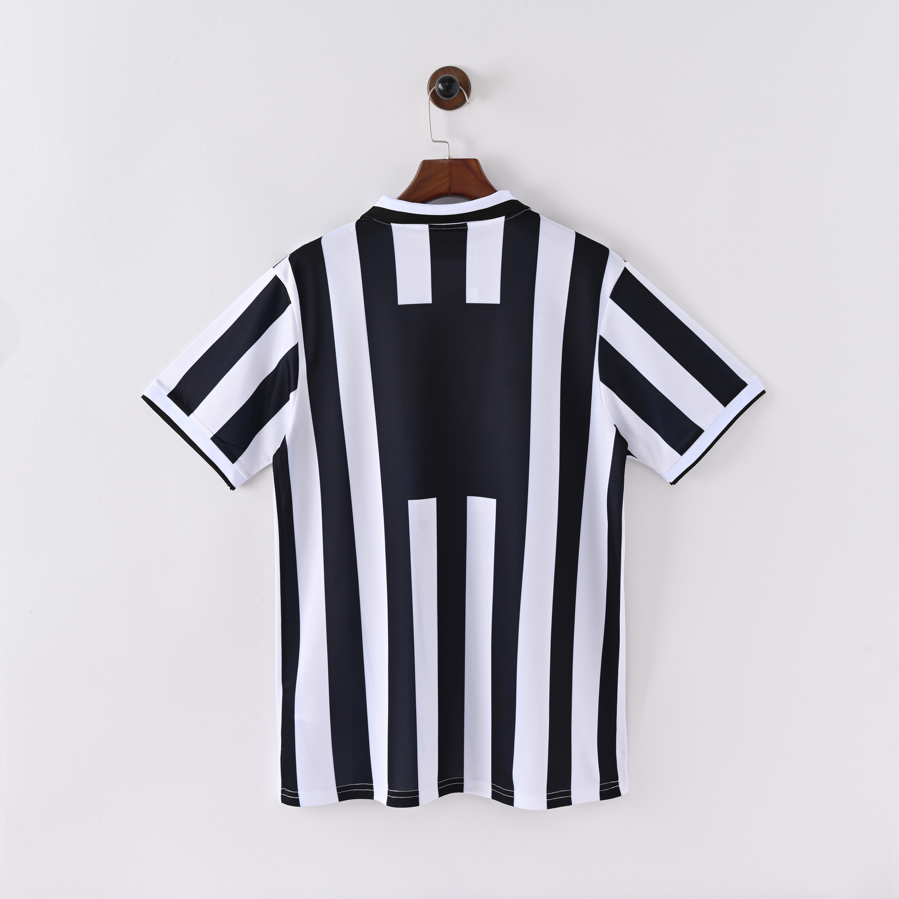 1994/1995 Retro Juventus HomeFootball shirt 1:1 Thai Quality