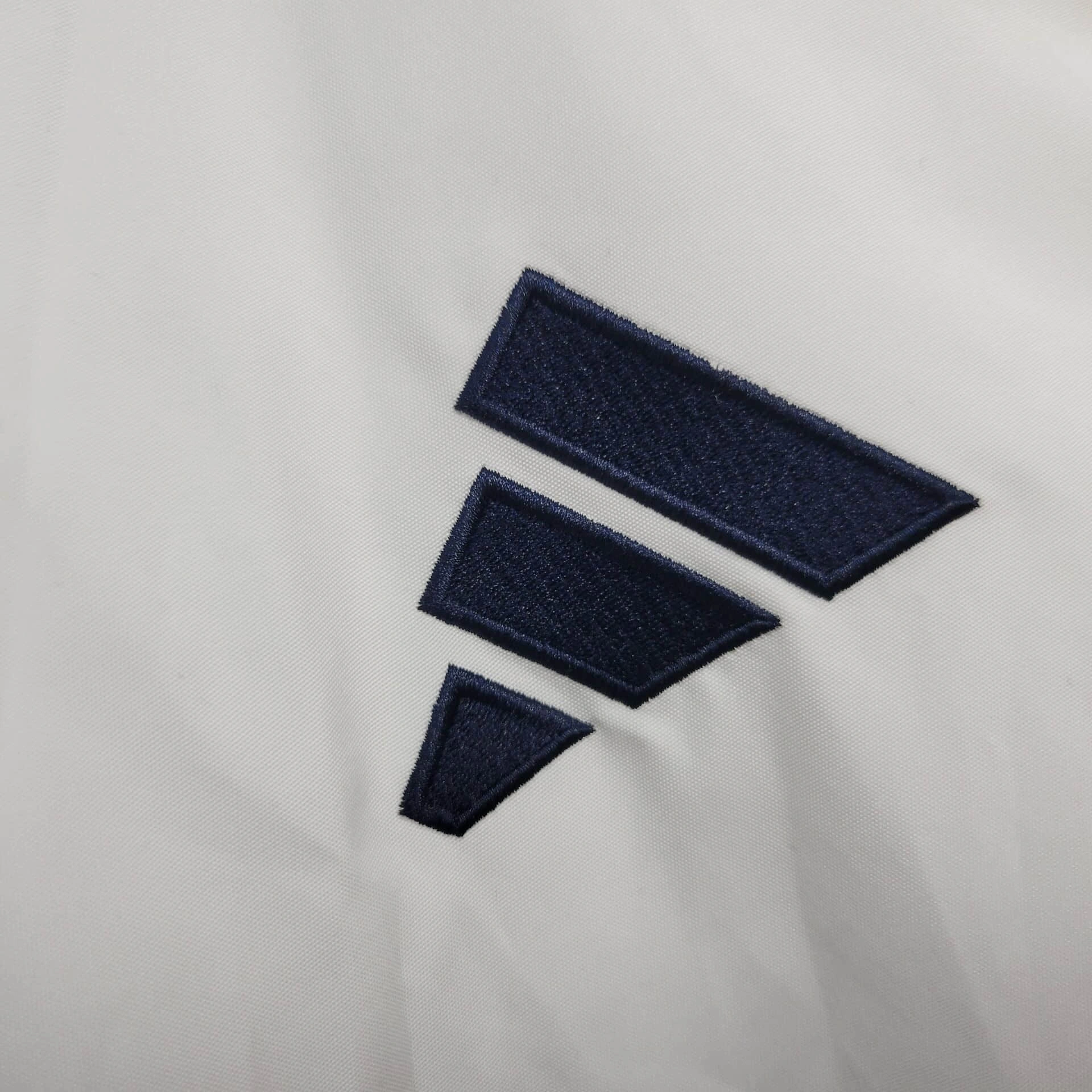 2025/2026 Manchester United Windbreaker Football Shirt