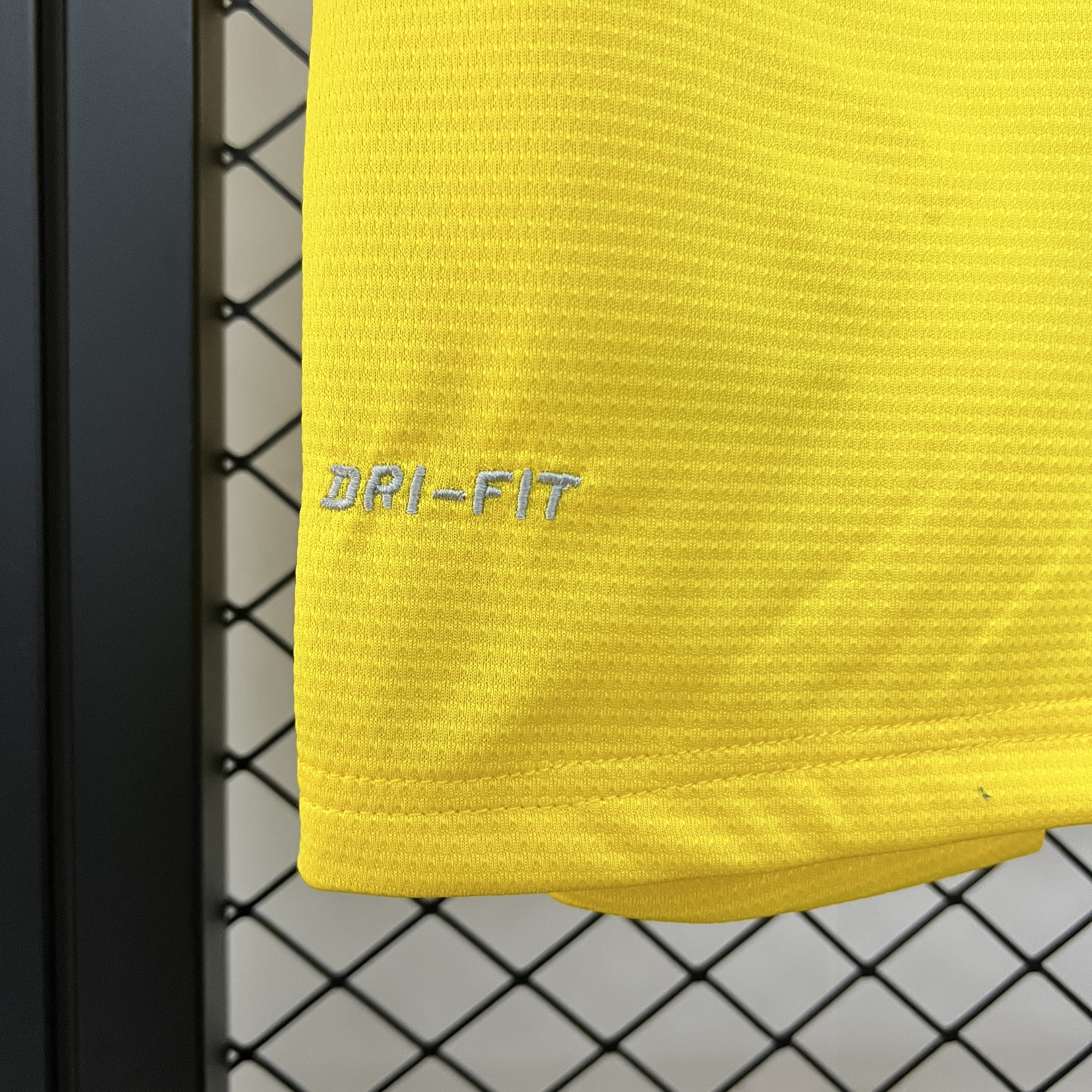 2013/2014 Retro Arsenal Away FootballShirt 1:1 Thai Quality