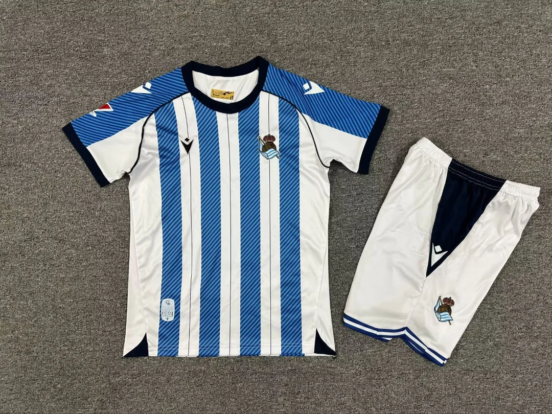 2025/2026 Real Sociedad Home FootballShirt kids Size 1:1 Thai Quality