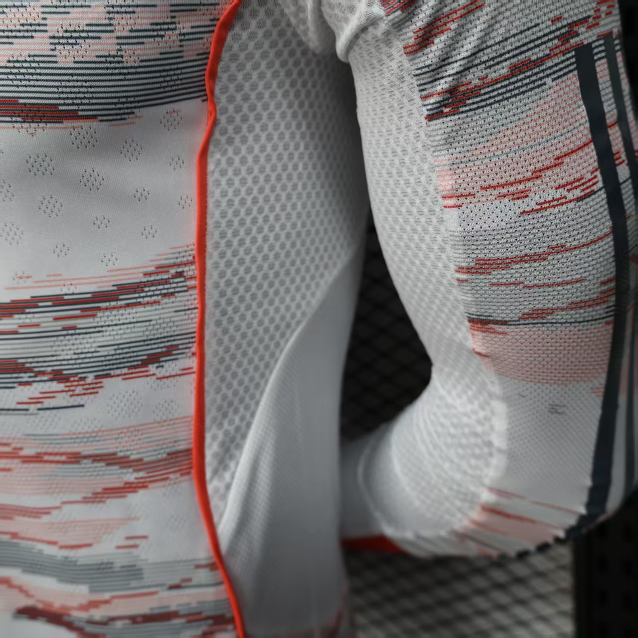 2025/2026 Long Sleeve Authentic FC Bayern Munich Football Shirt