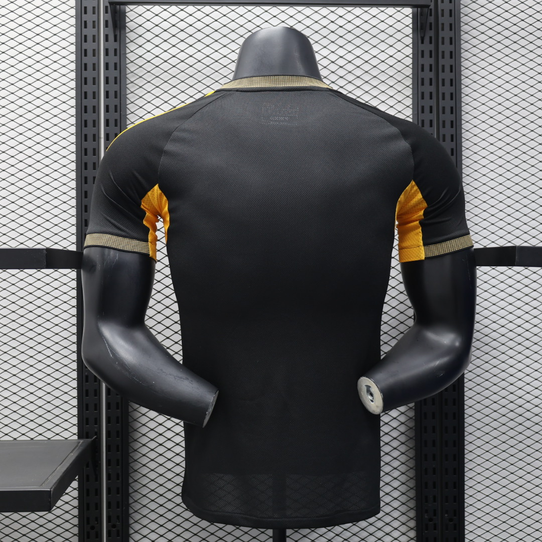 2025/2026 Player Version Real Madrid Special Edition Black Gold  Football Shirt