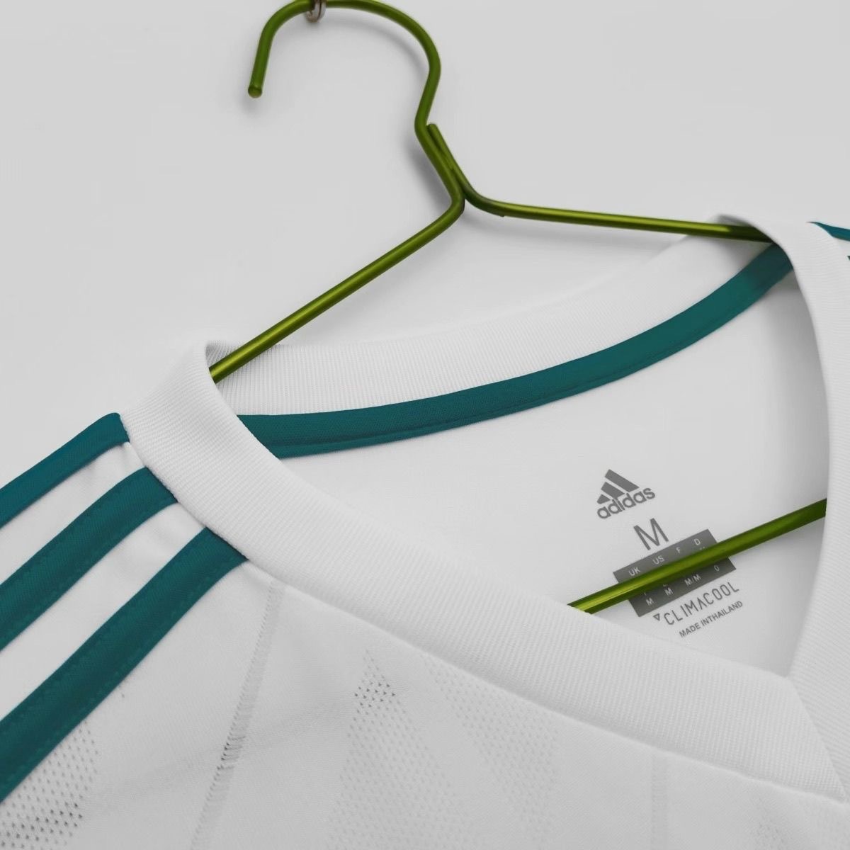 2017/2018 Retro Long sleeve RealMadrid Home Football shirt 1:1 Thai Quality