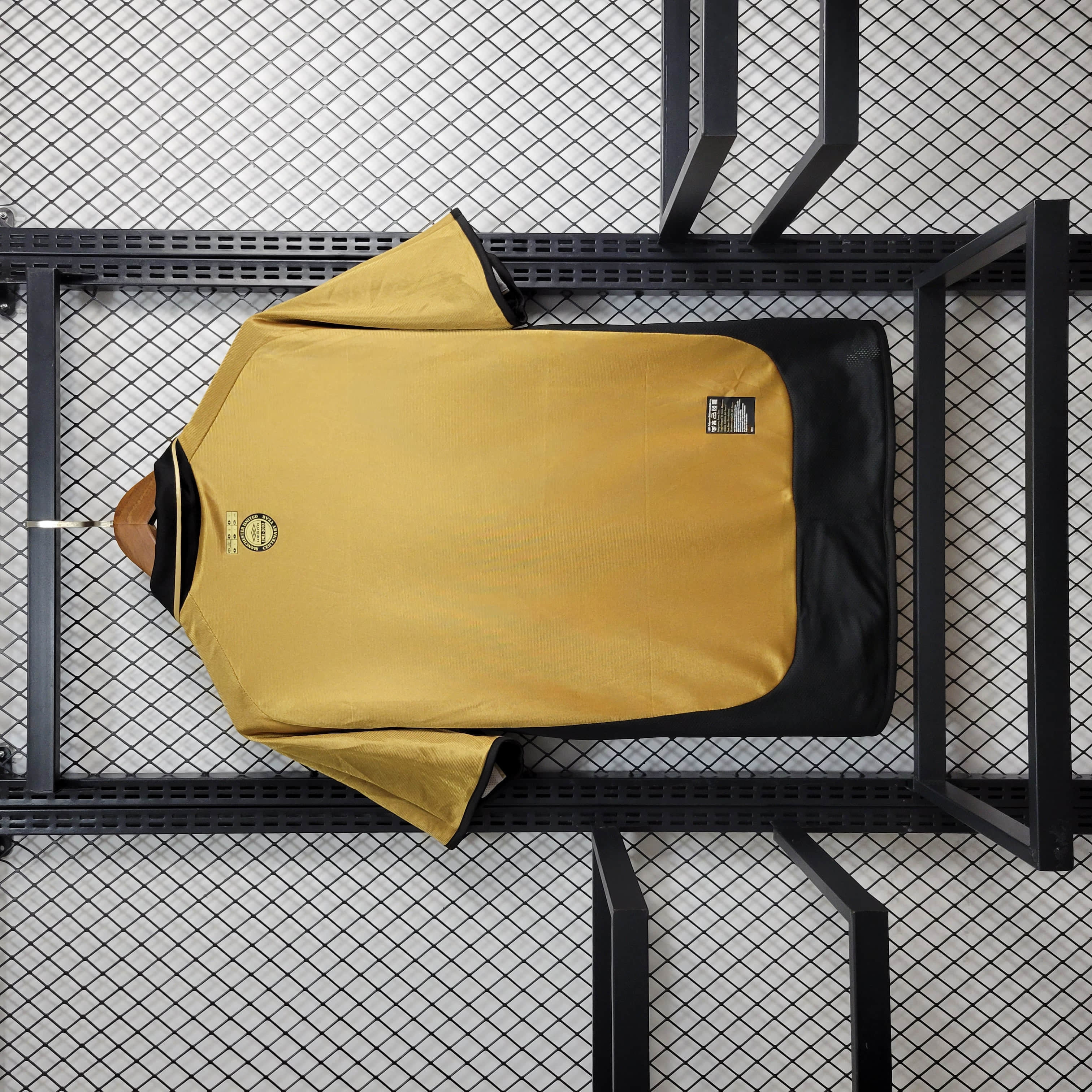 2001/2002 Retro Manchester United Centenary Season Reversible Football Shirt