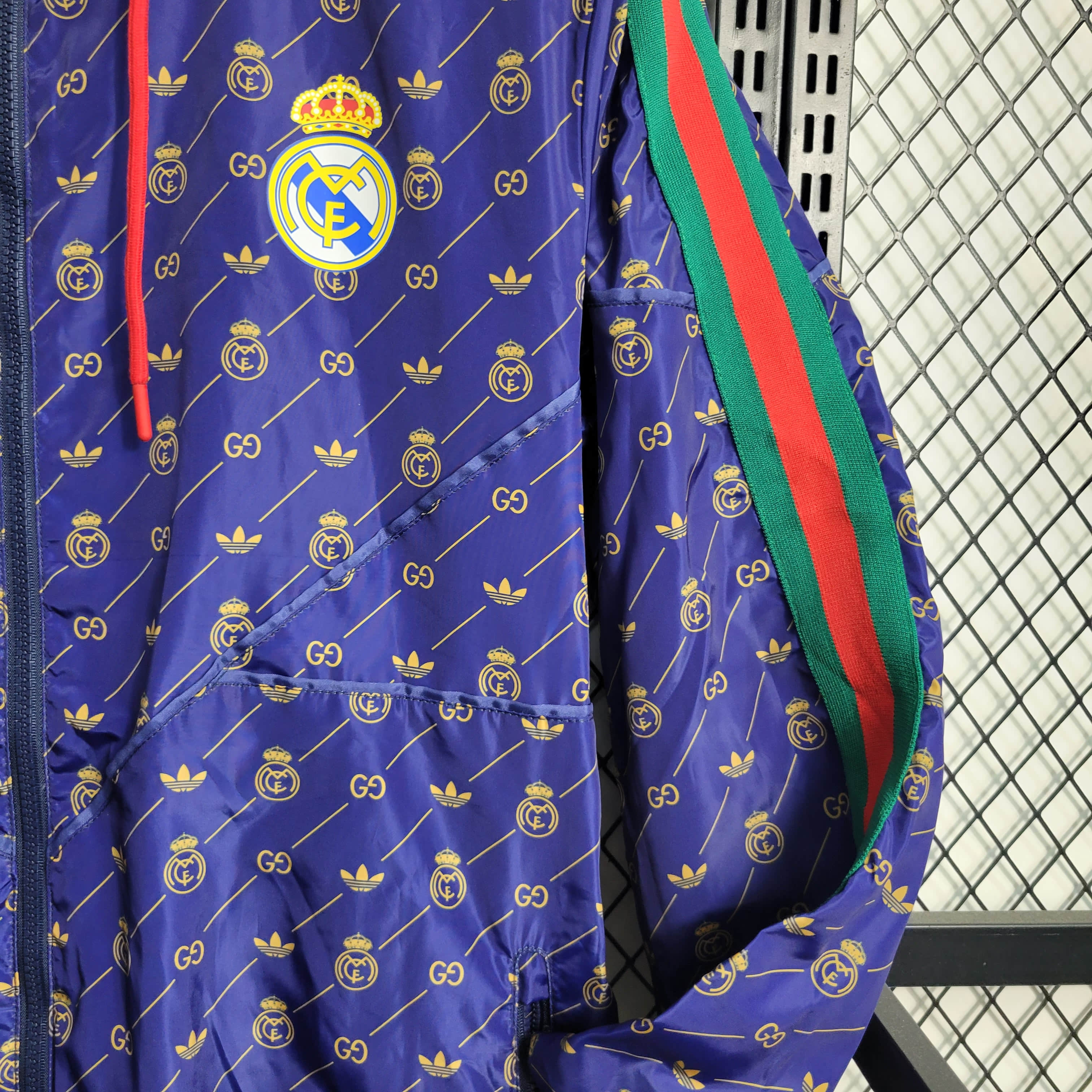2023/2024 Real Madrid GUCCI joint Windbreaker Blue Football Shirt