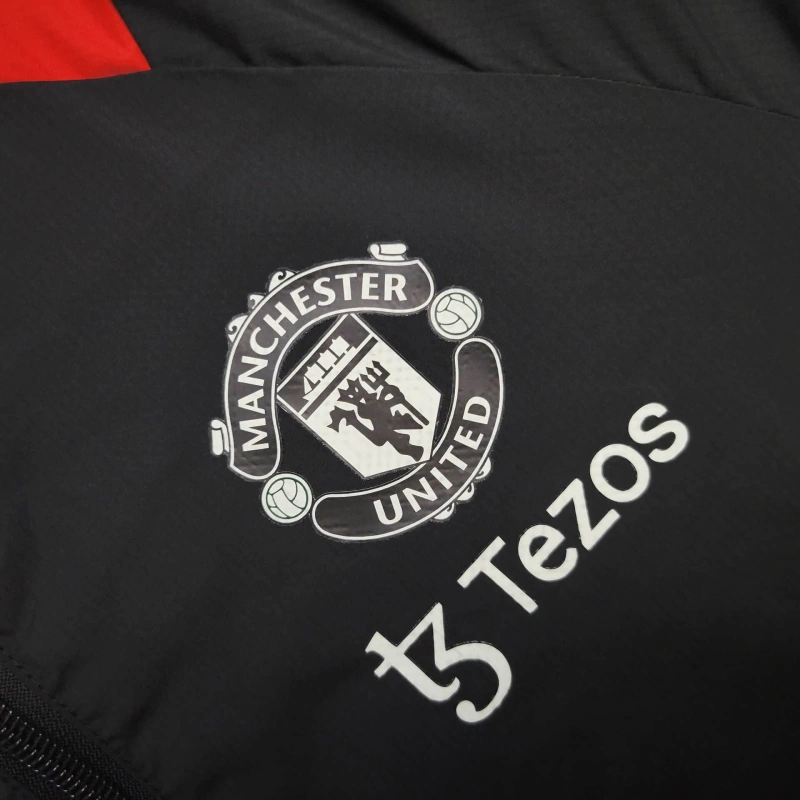 2025/2026 Manchester United Windbreaker Football shirt