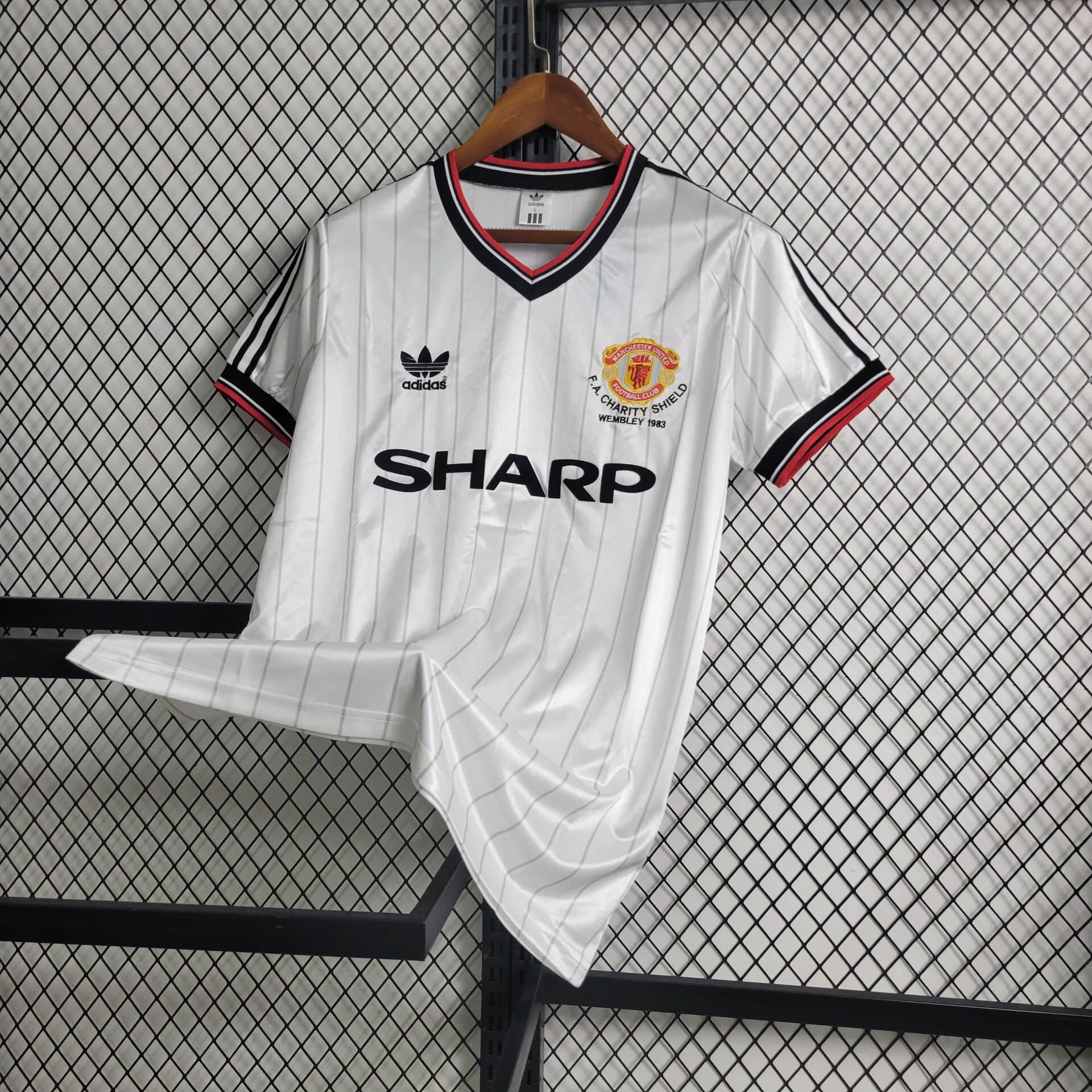 1983 Retro Manchester United Away Football Shirt