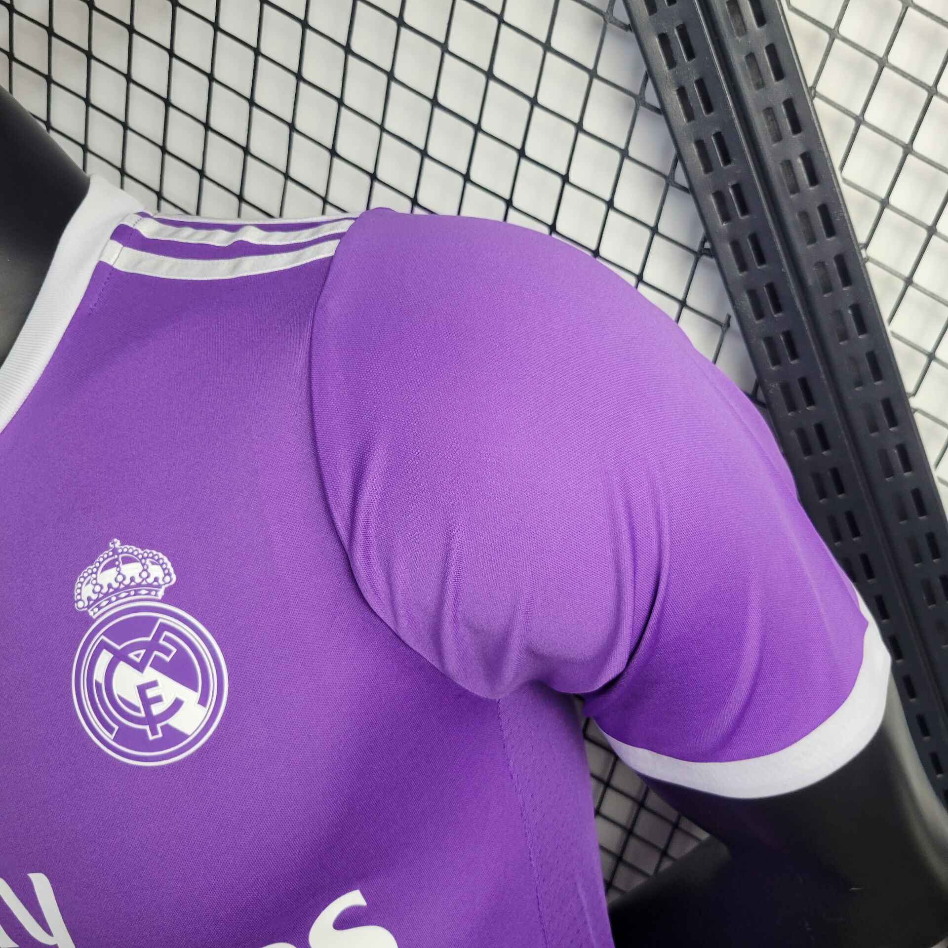 2016/2017 Player Version Retro Real Madrid Away Football Shirt