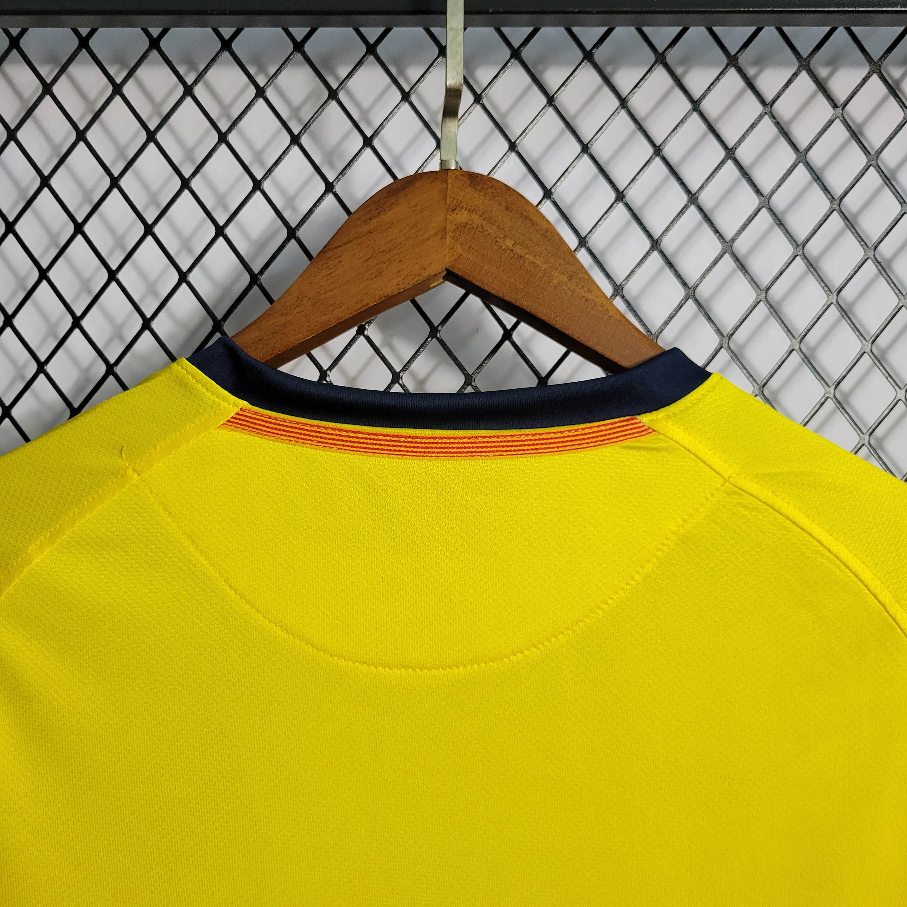 2008/2009 Retro Barcelona Away Football Shirt